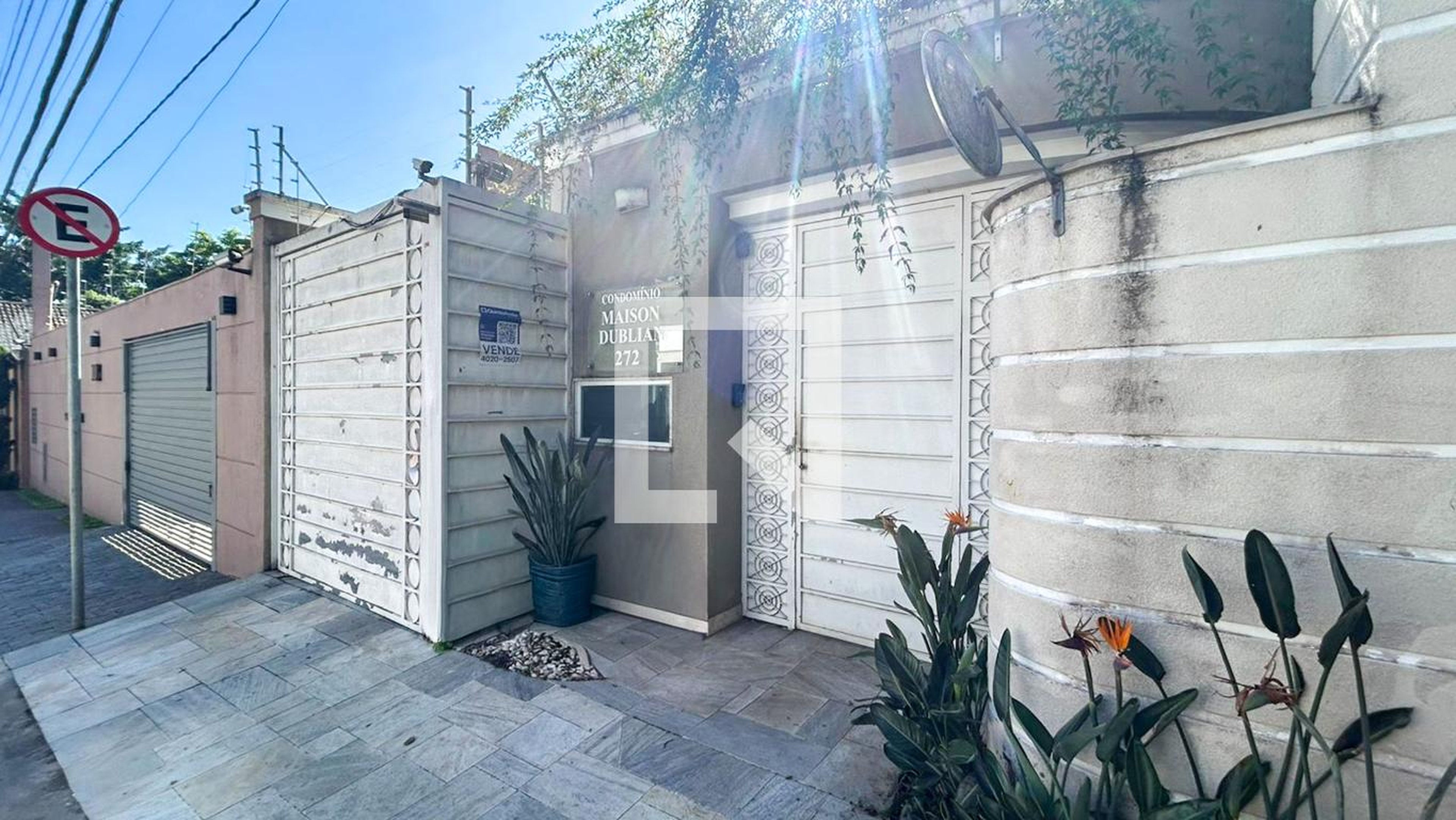 Fachada Condomínio Maison Dublian