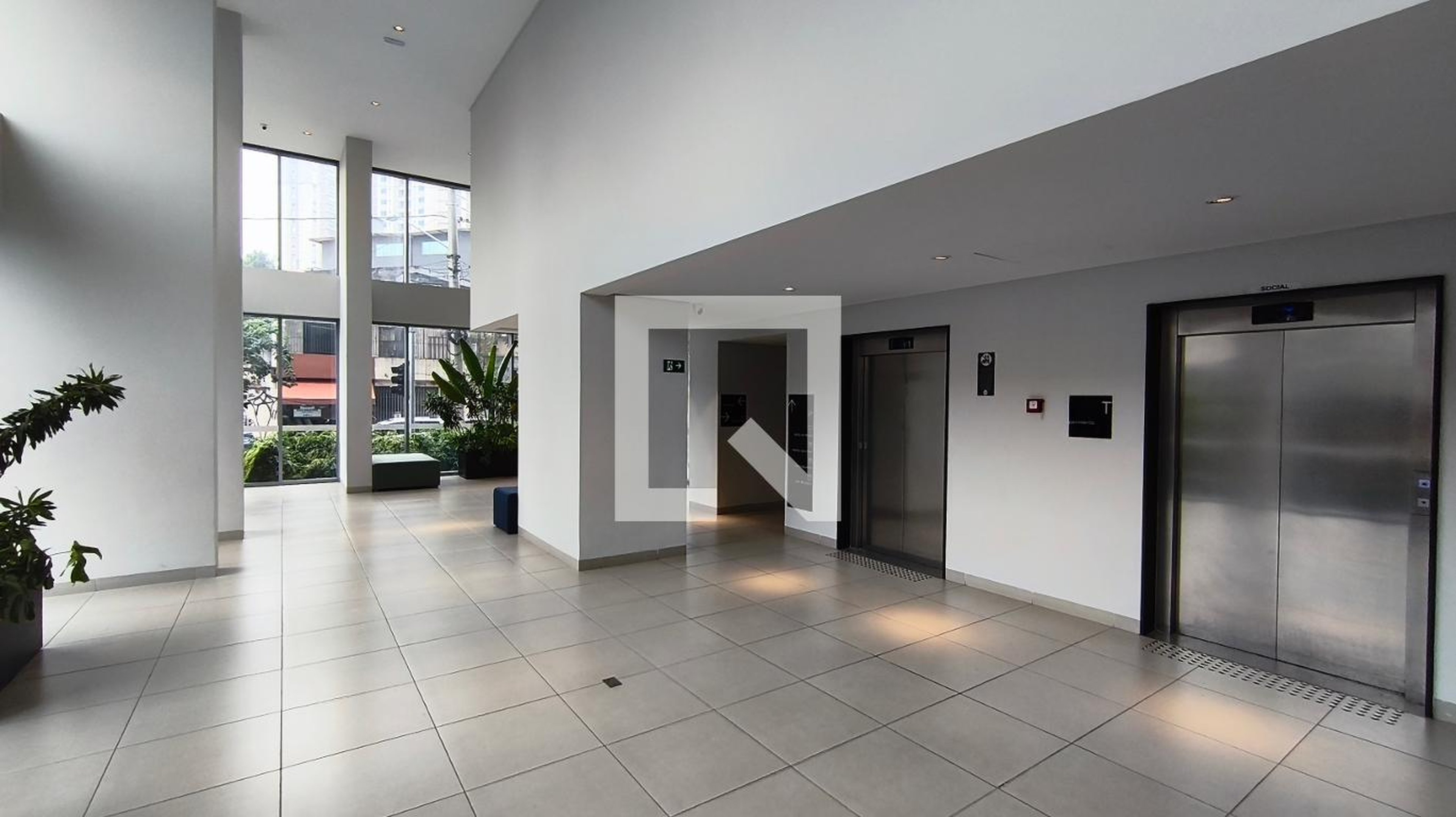 Hall Condomínio Modo Ipiranga
