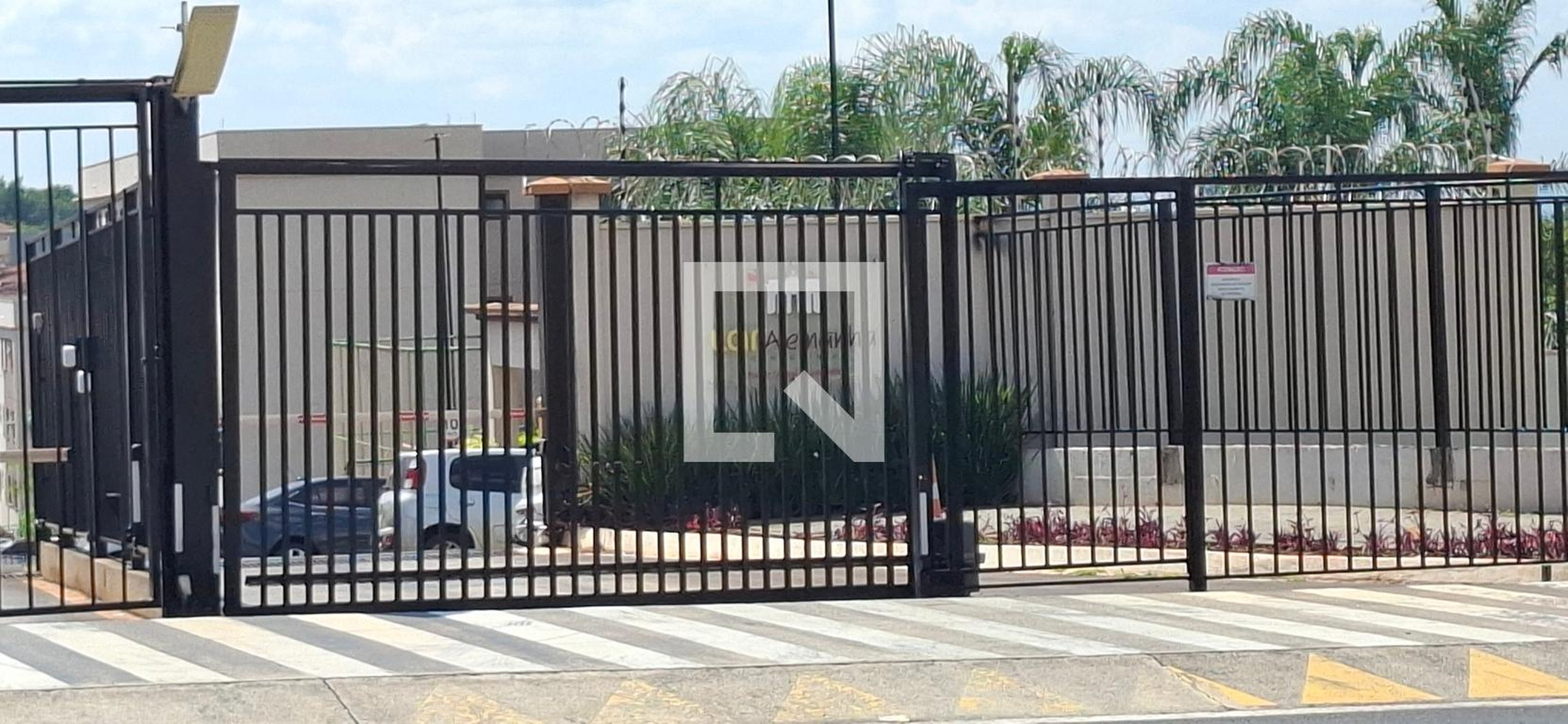 Fachada do Condomínio Condomínio Lar Alemanha