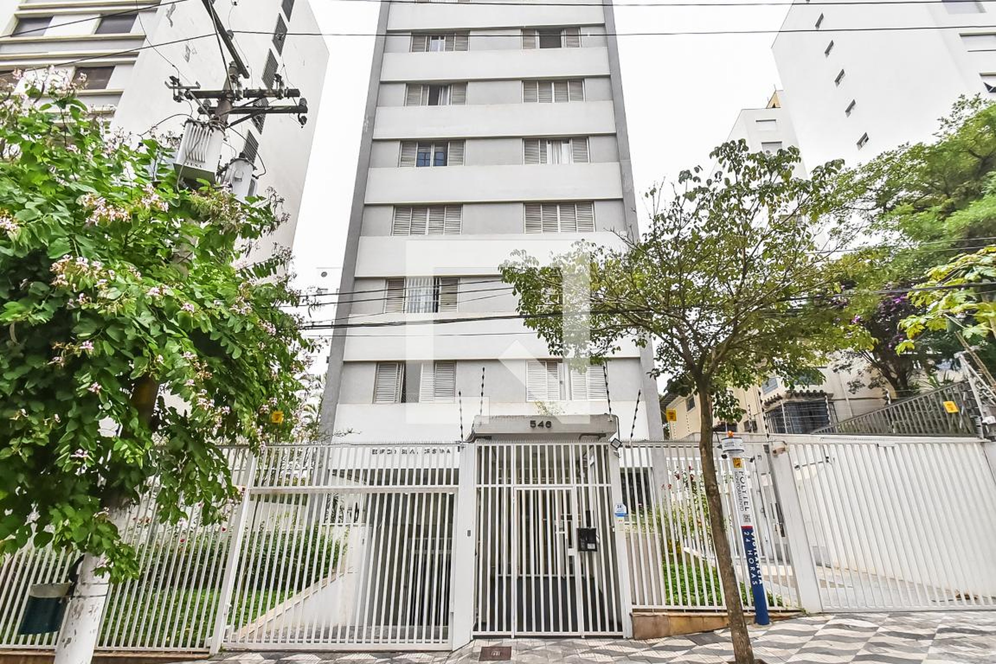 Fachada Edifício Silvia Cristina