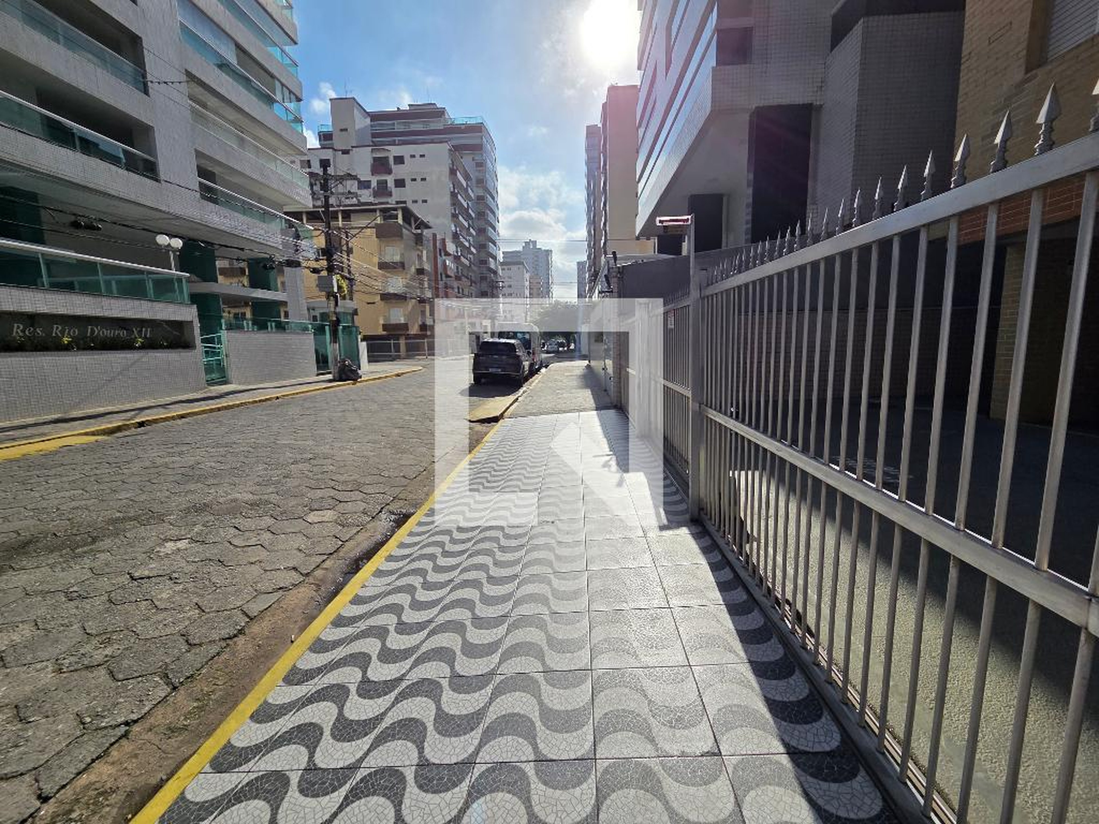 Fachada Condomínio em Rua Guimarães Rosa, 132
