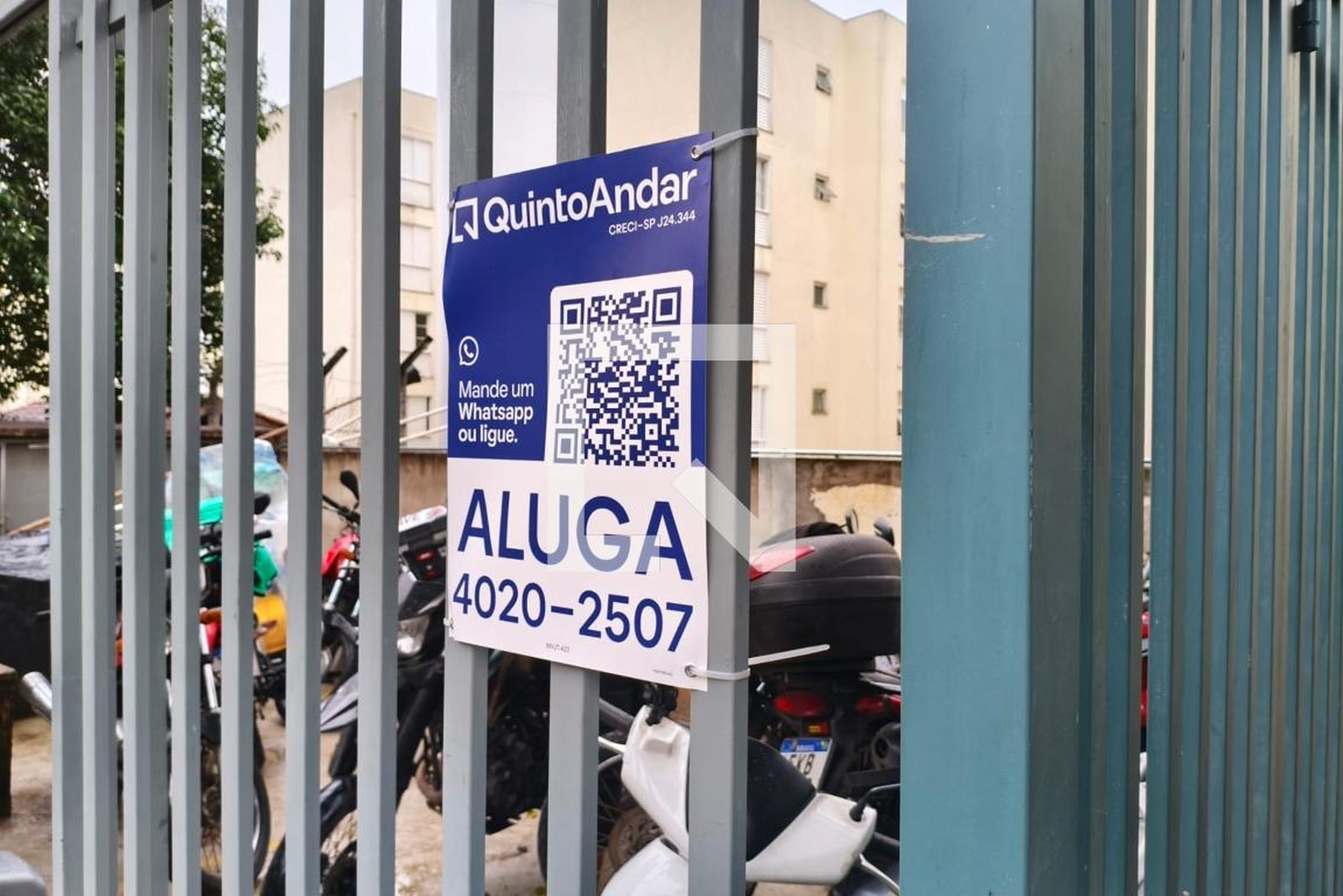 Fachada Condomínio em Rua Amor de Índio, 72