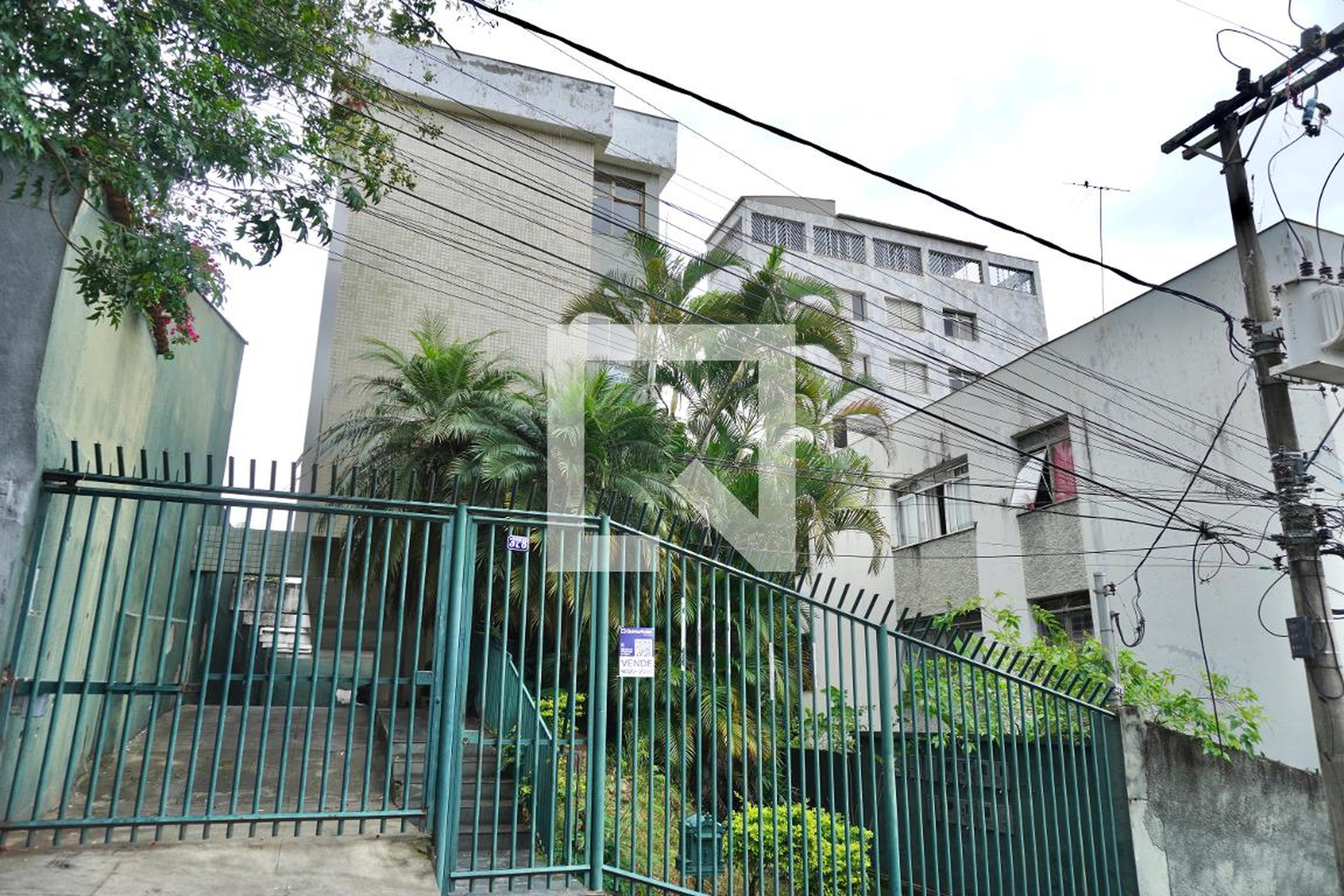Fachada do Prédio Condomínio em Rua Doutor Alípio Goulart, 378