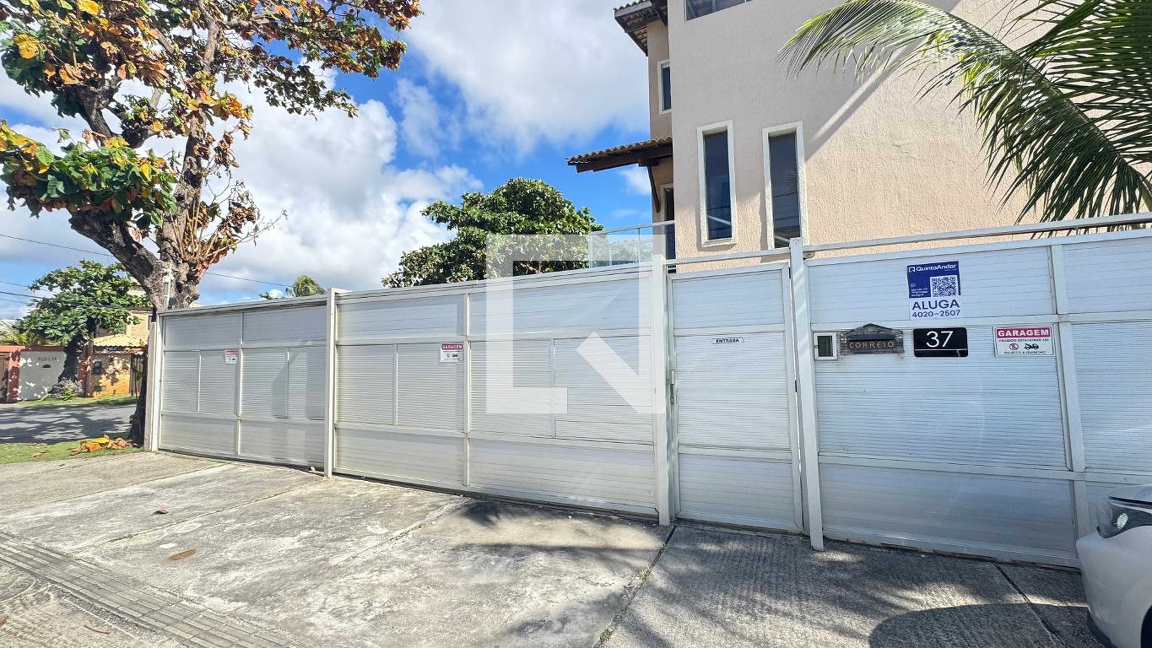 Fachada Condomínio em Rua Desembargador Manoel de Andrade Teixeira, 37