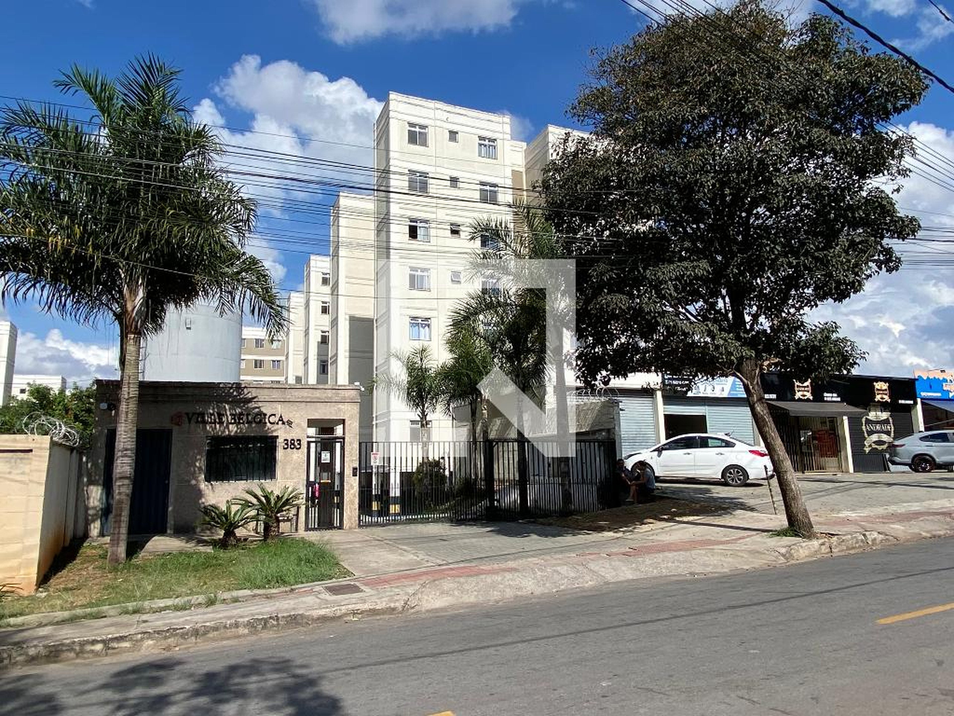 Fachada Condomínio em Rua São Julião, 383