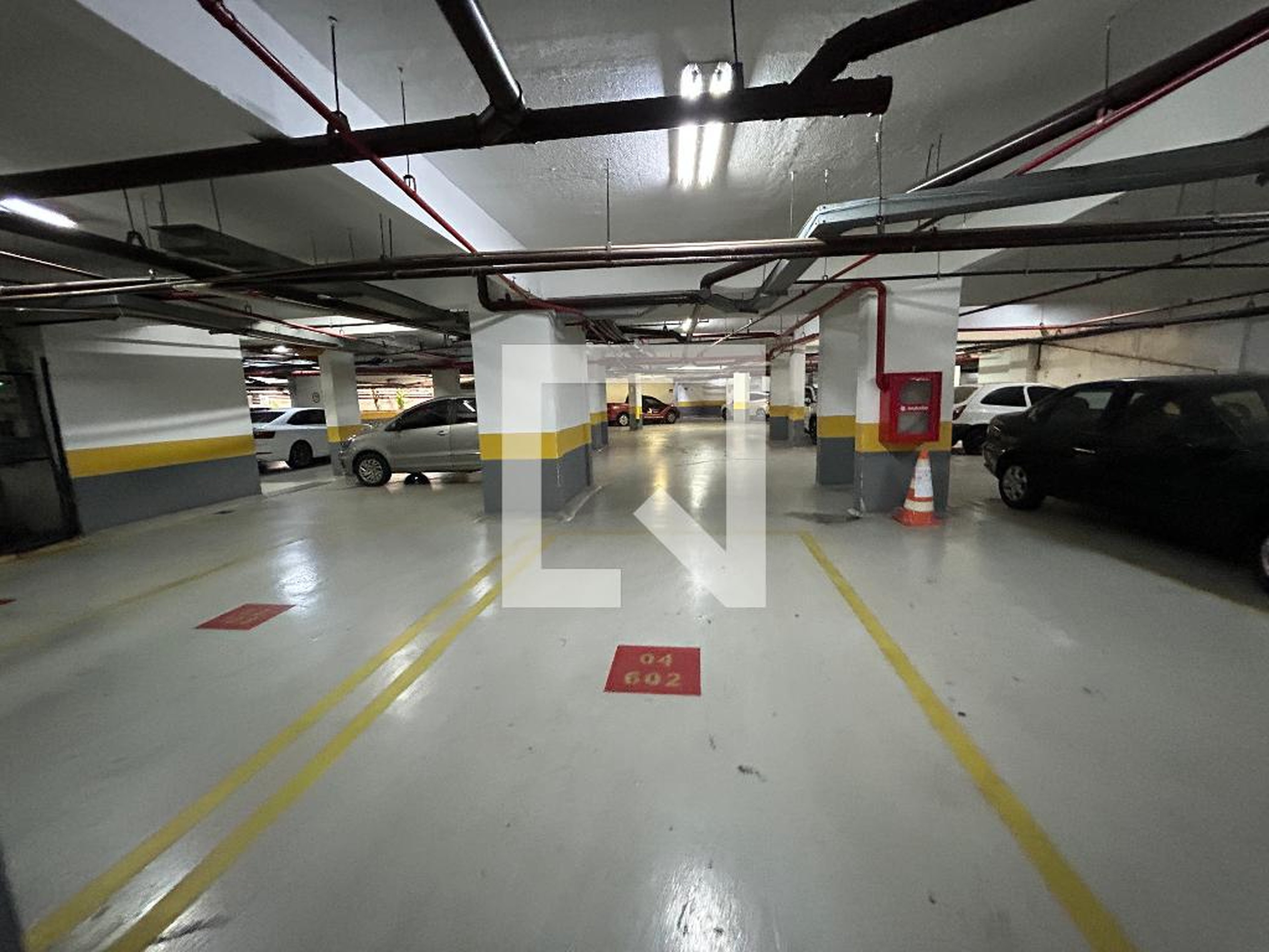 Estacionamento - Residencial Jardins do Valqueire