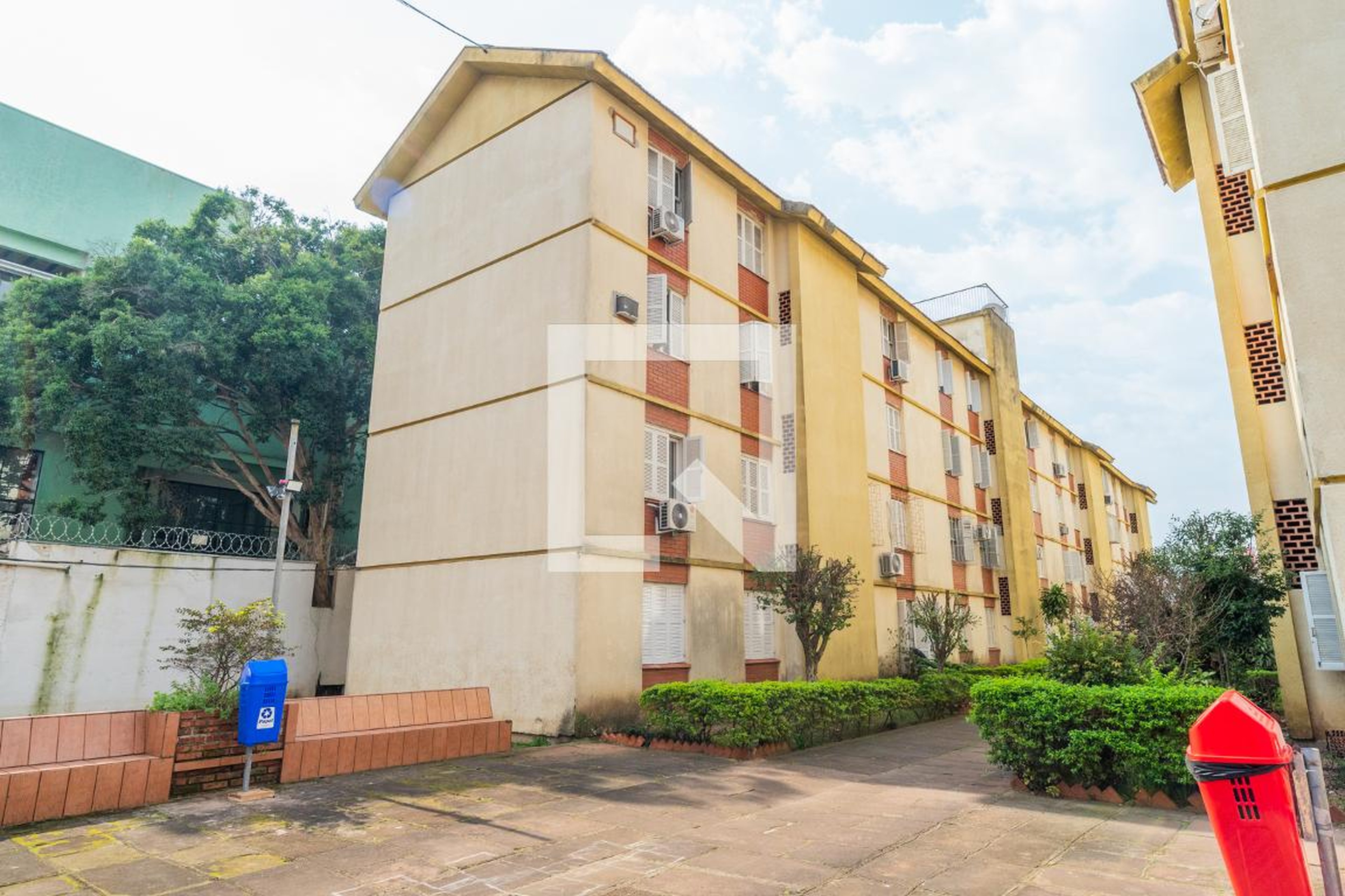 Fachada Condomínio em Avenida Getúlio Vargas, 932