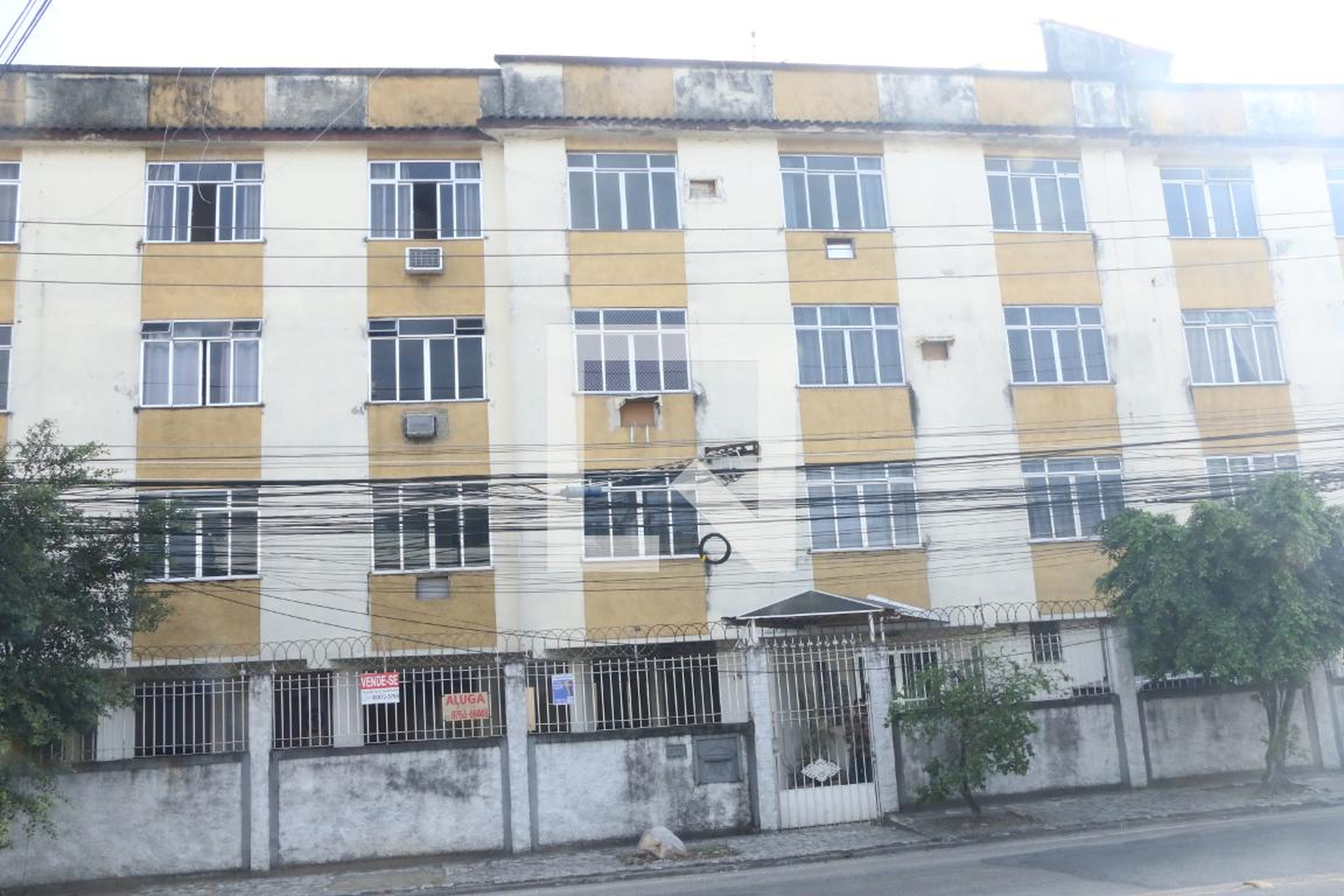 Fachada Condomínio em Rua Oscar Soares, 1313