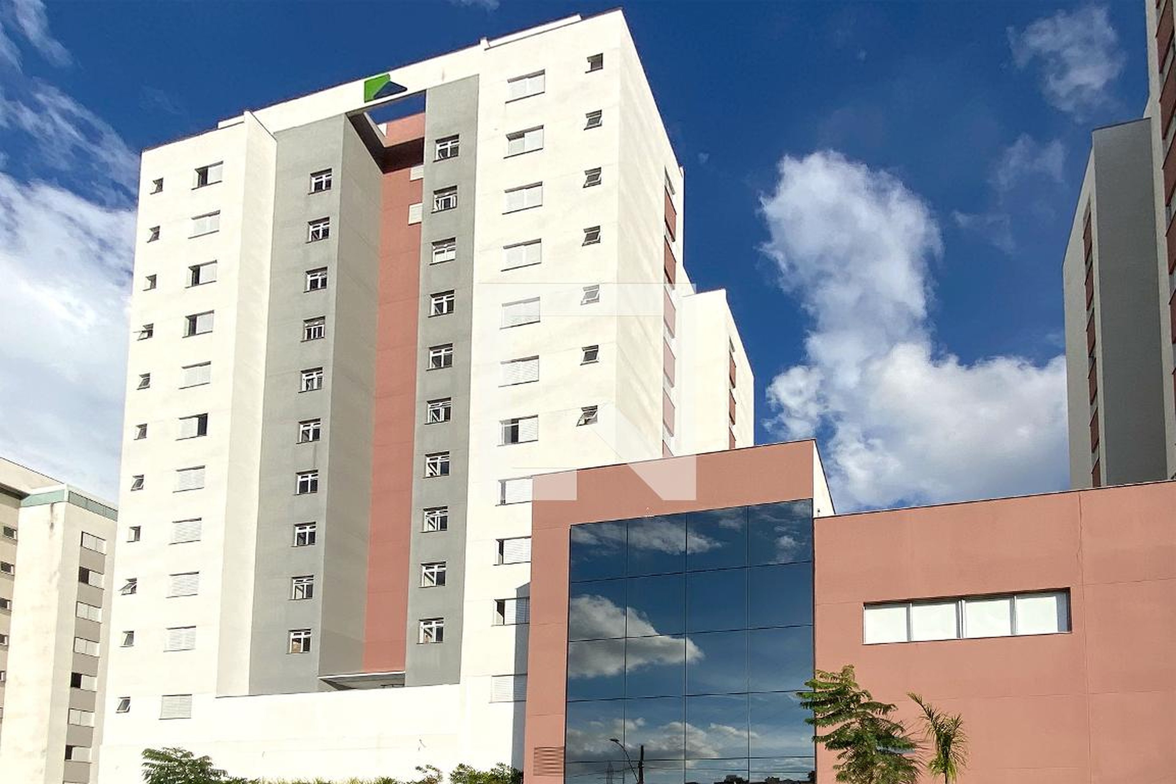 Fachada Residencial Luxus