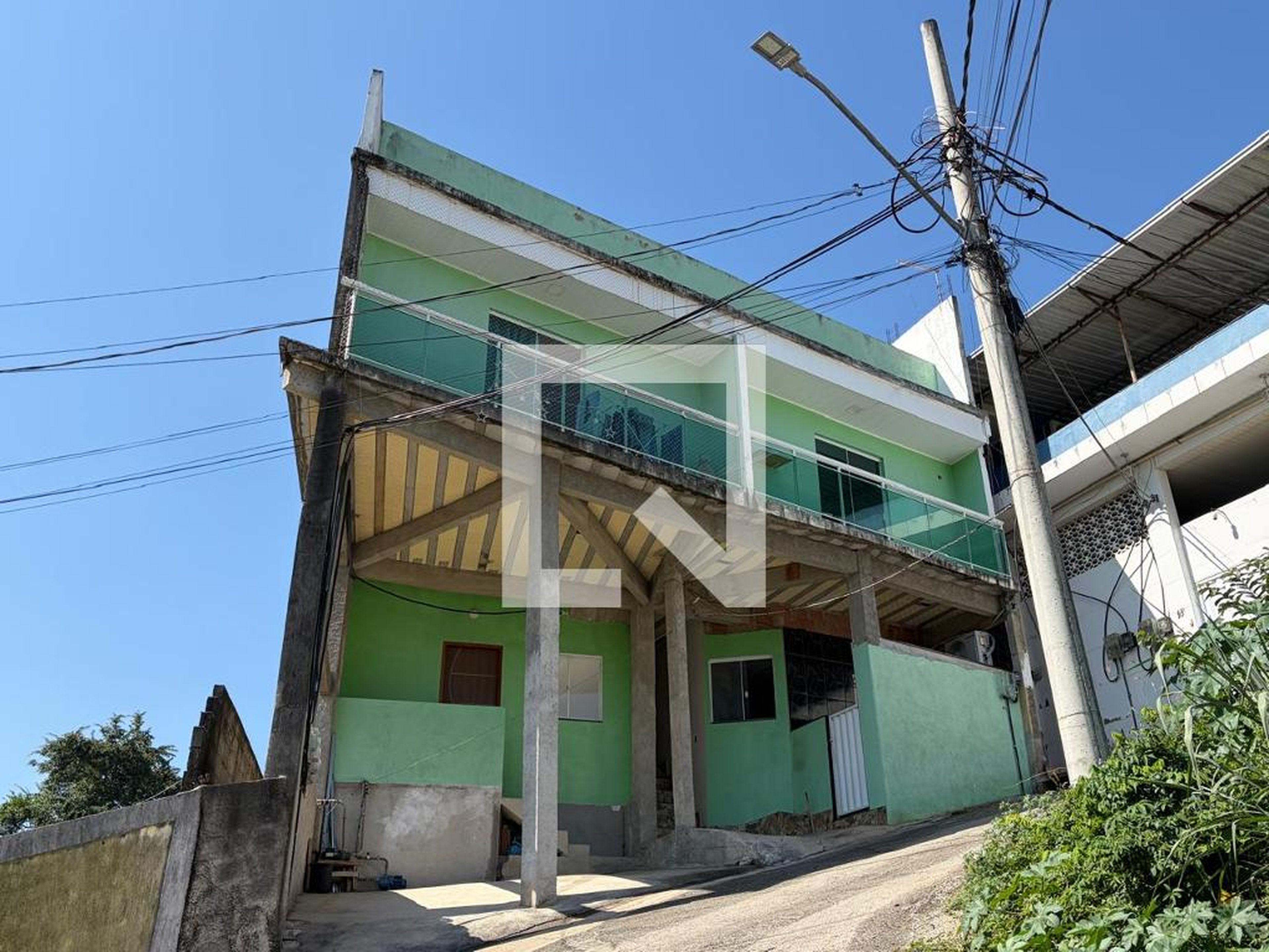 Fachada Condomínio em Estrada da Covanca, 530