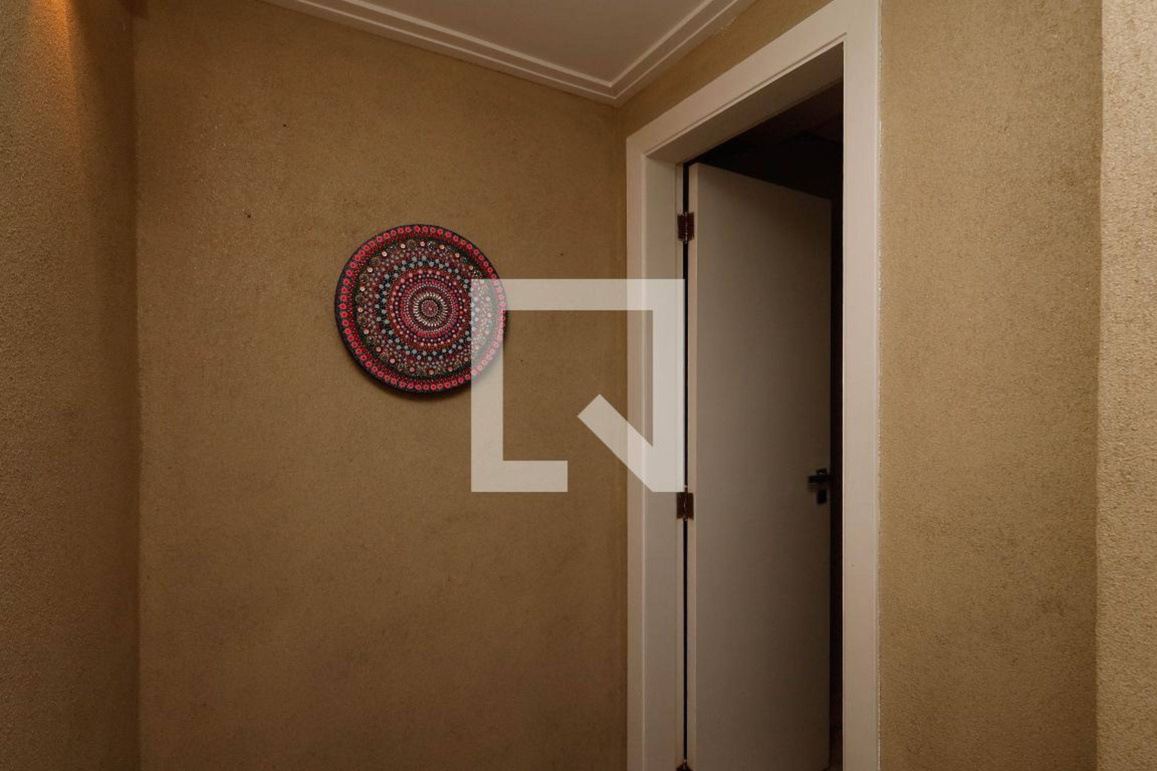 Hall - null