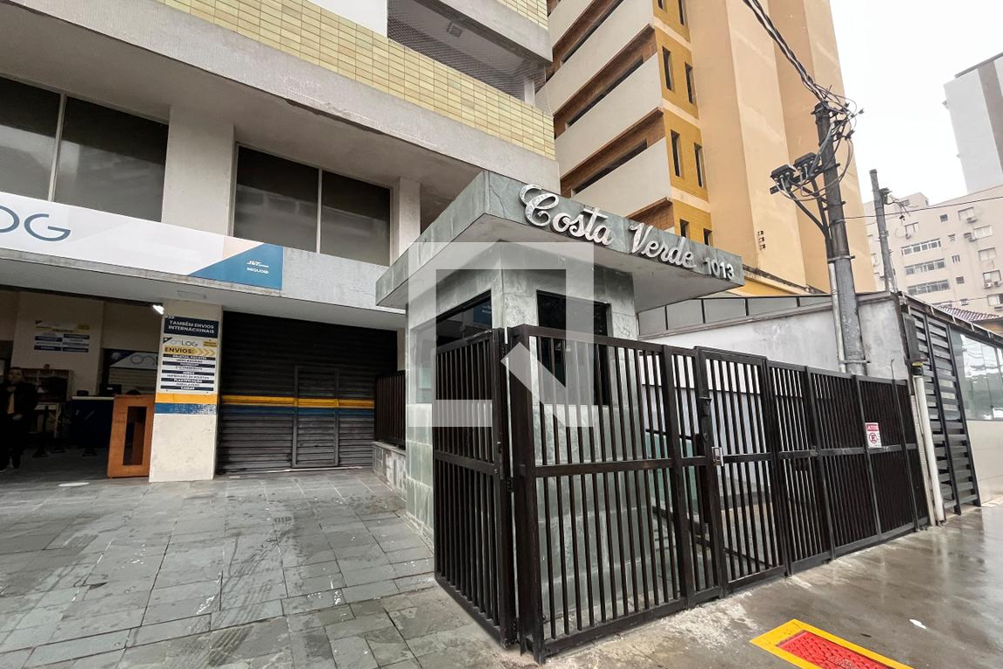Fachada Edifício Costa Verde