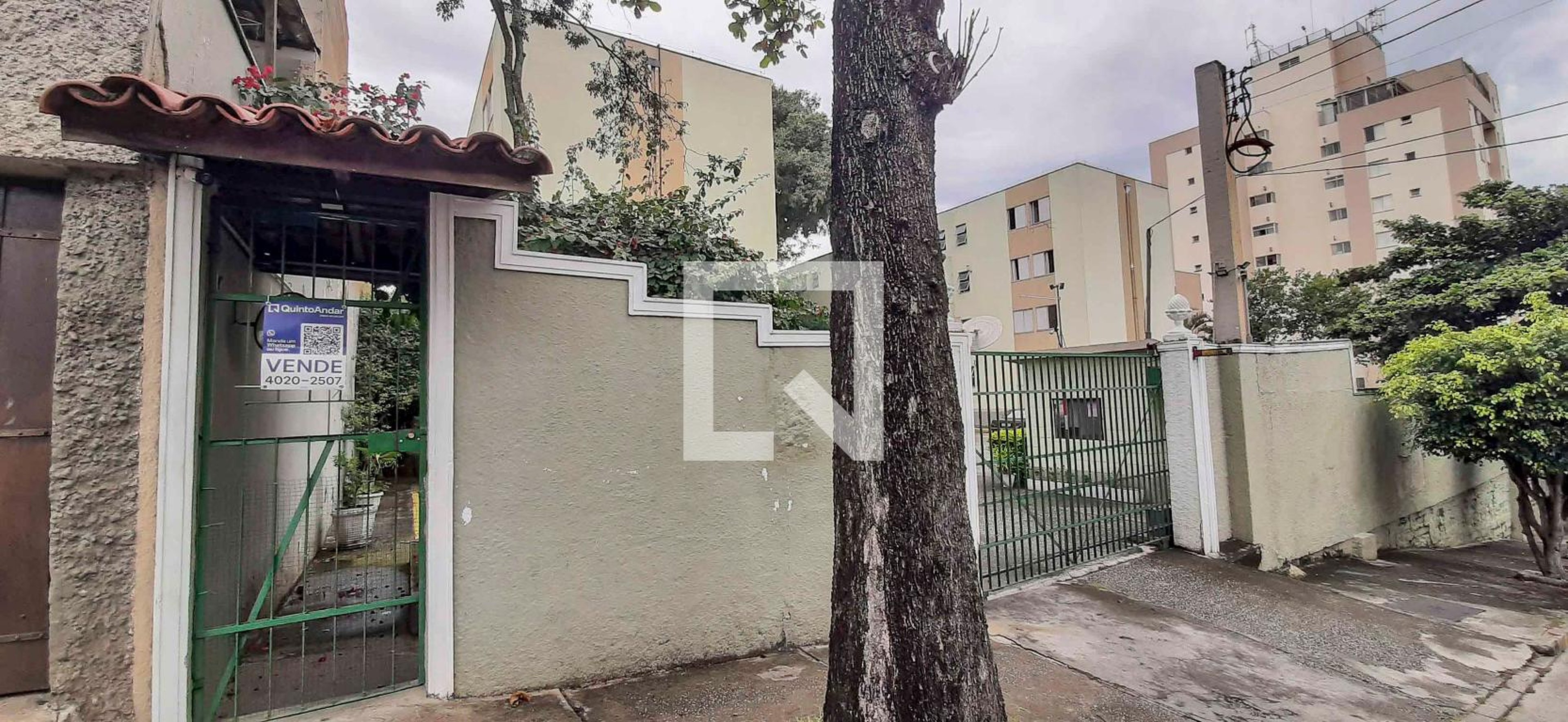 Fachada do Condomínio Condomínio Jardim Das Flores