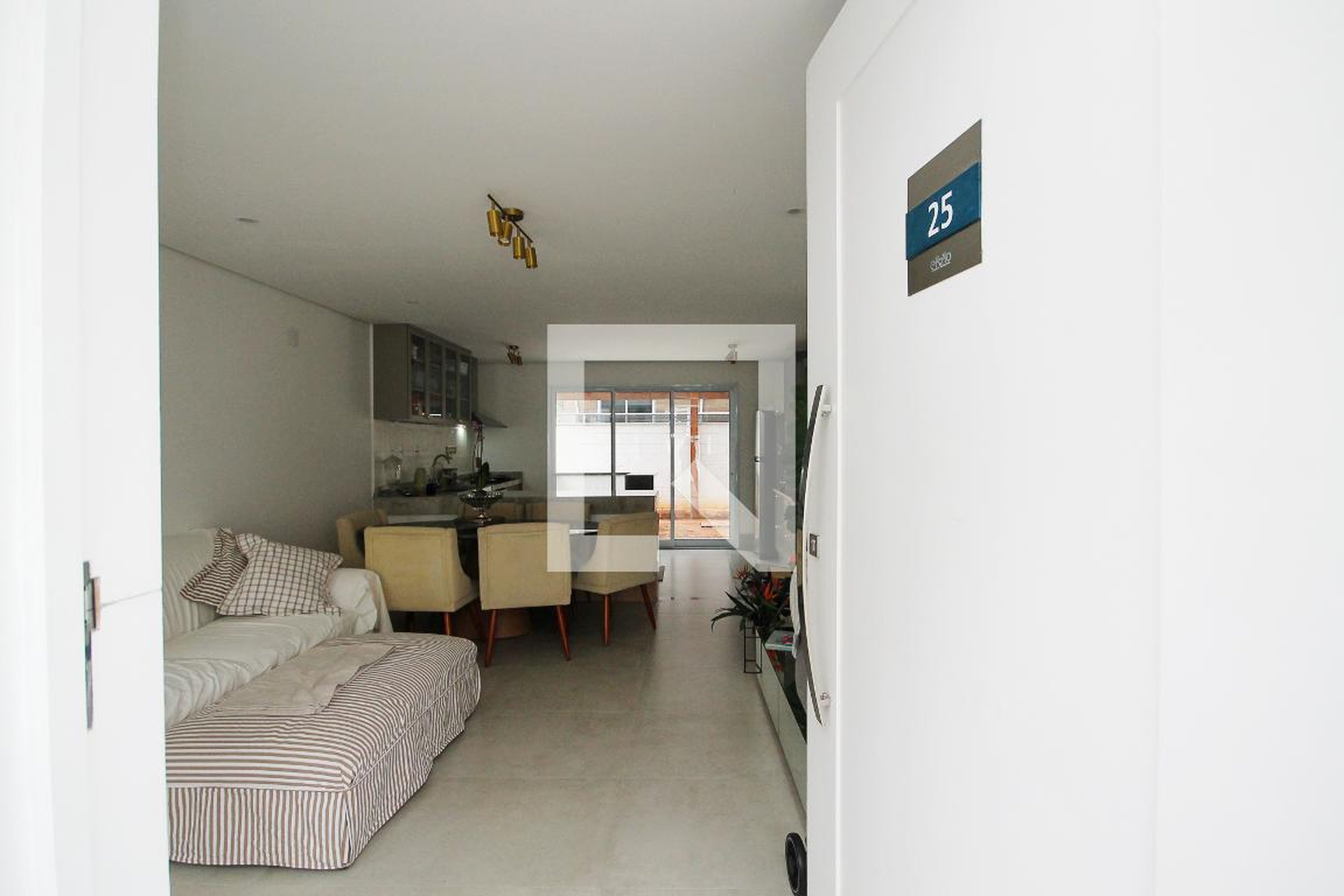 Entrada - Modern