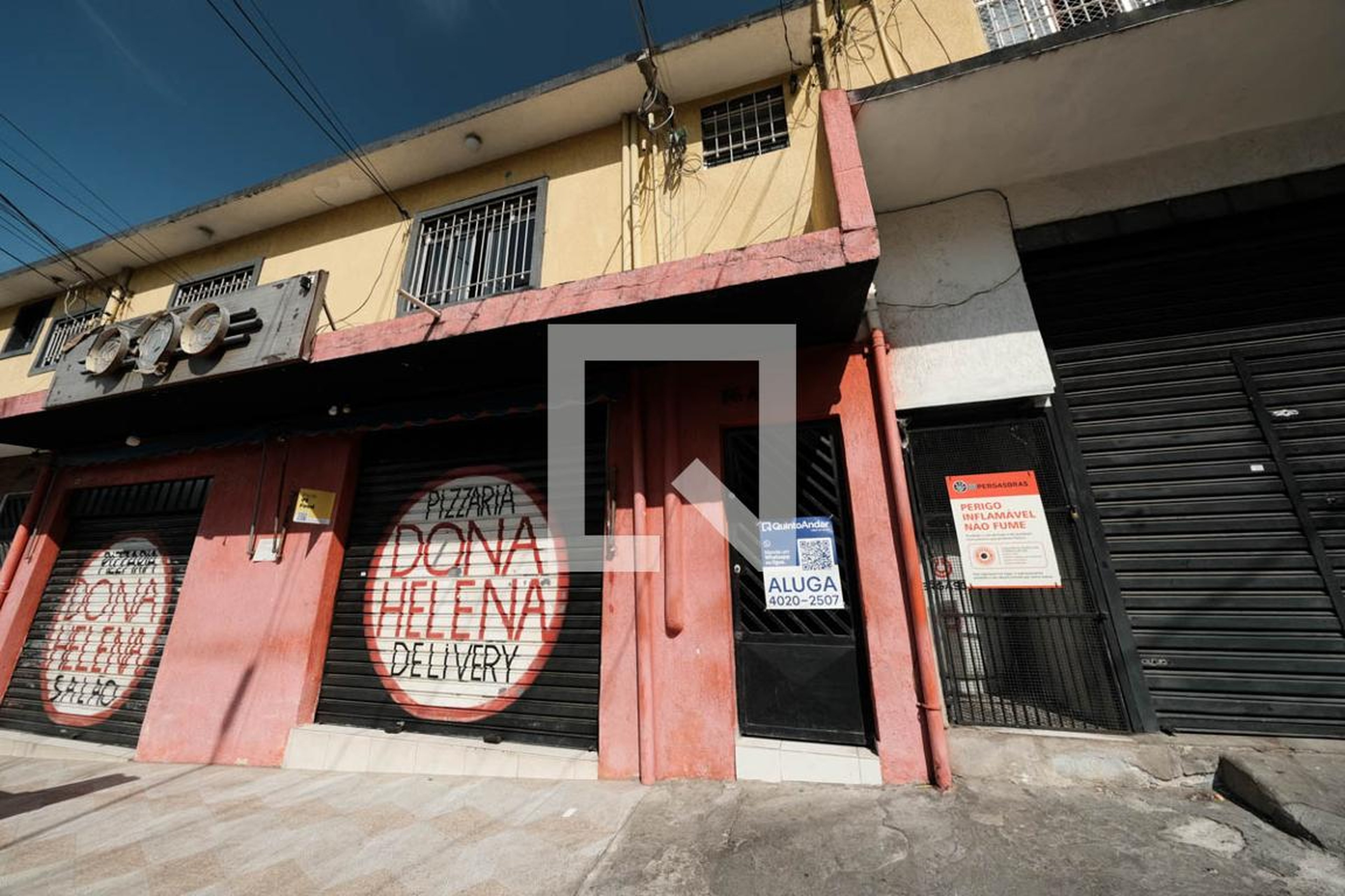 Fachada Condomínio em Rua Othonieu Bispo Cardoso, 364