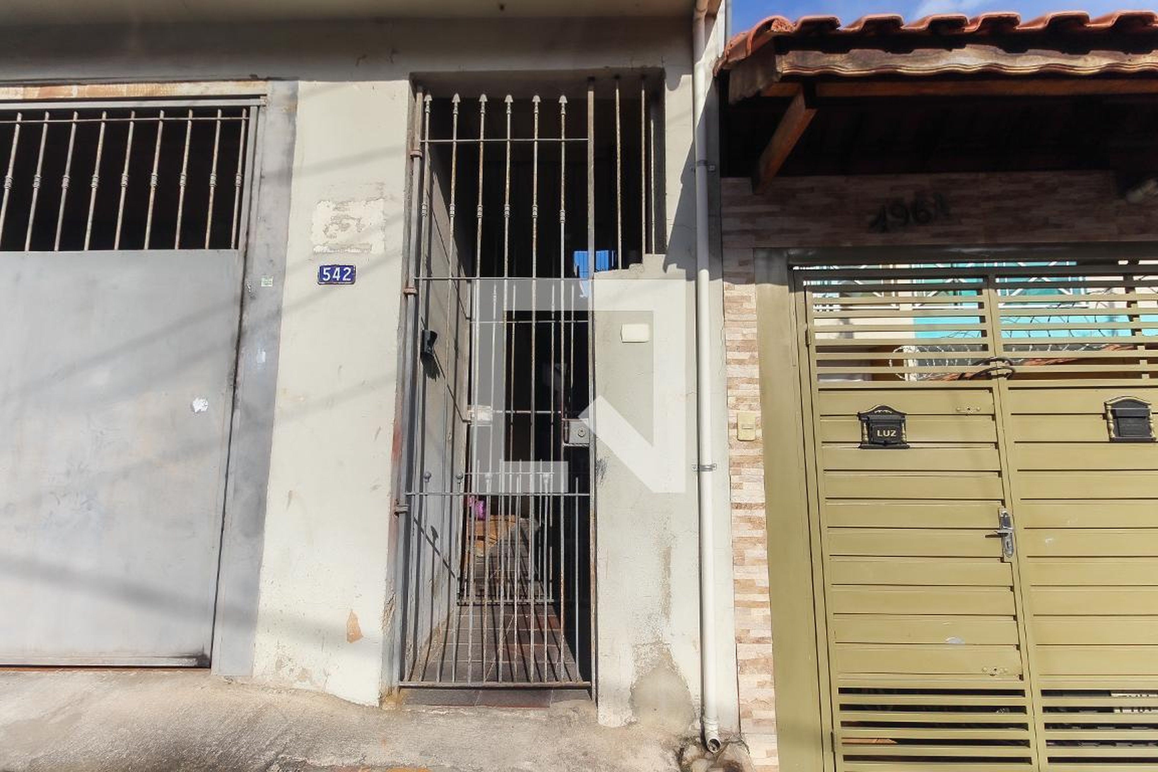 Fachada Condomínio em Rua Kleber Afonso, 542