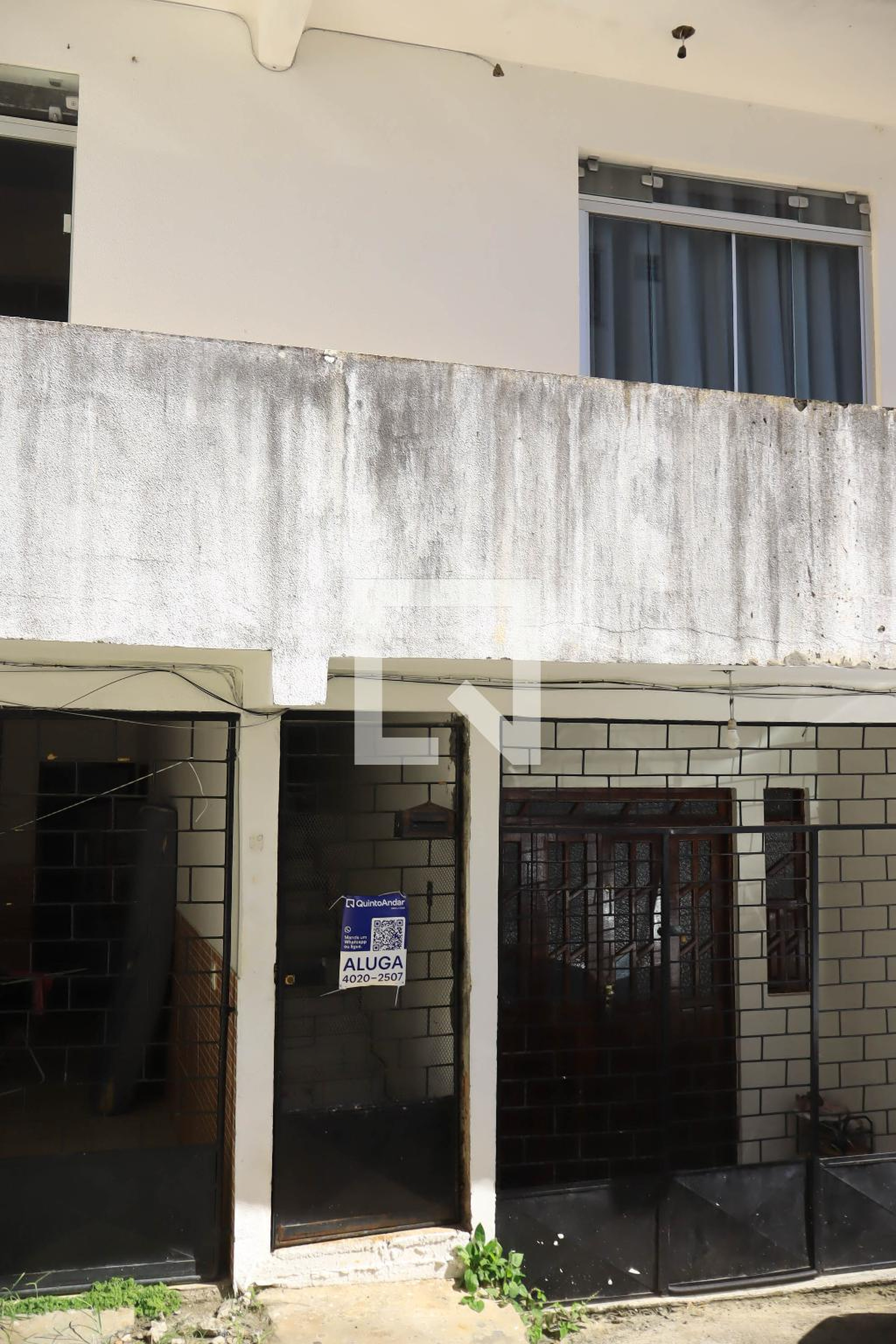 Fachada Condomínio em Estrada da Cachoeirinha, 5