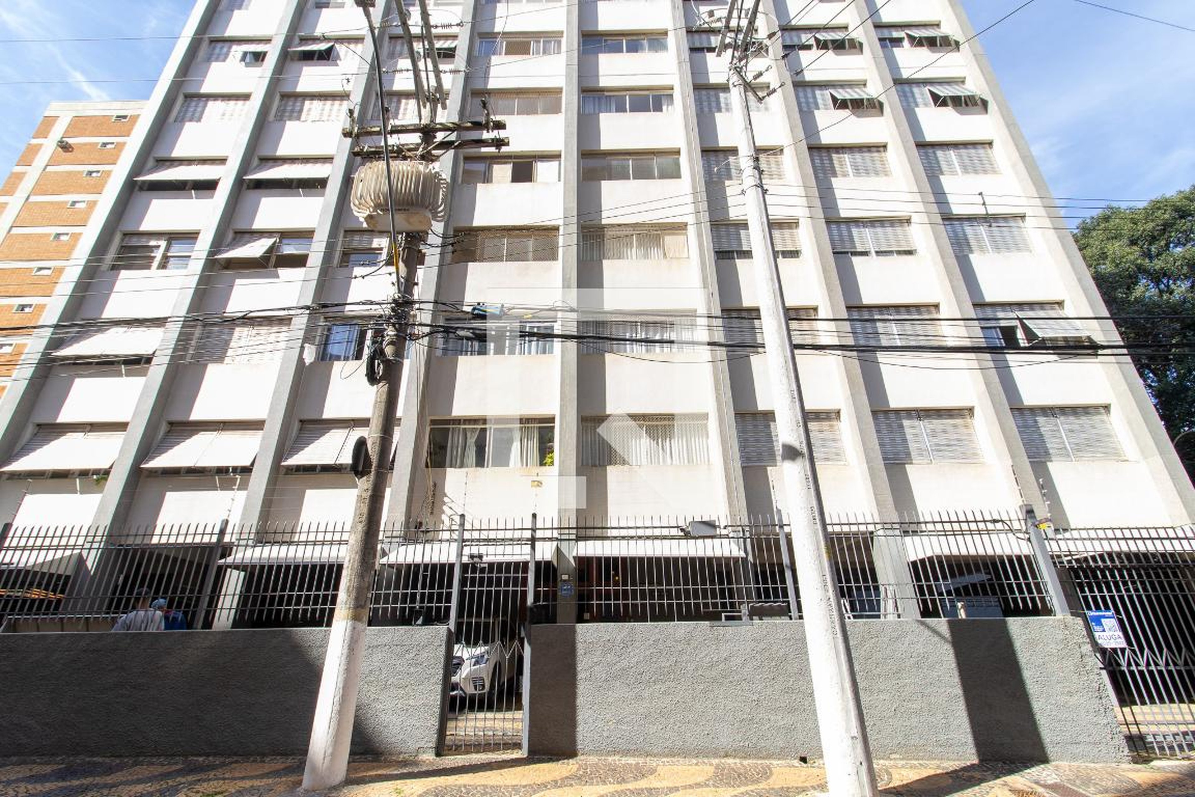 Fachada Condomínio em Rua Riachuelo, 200