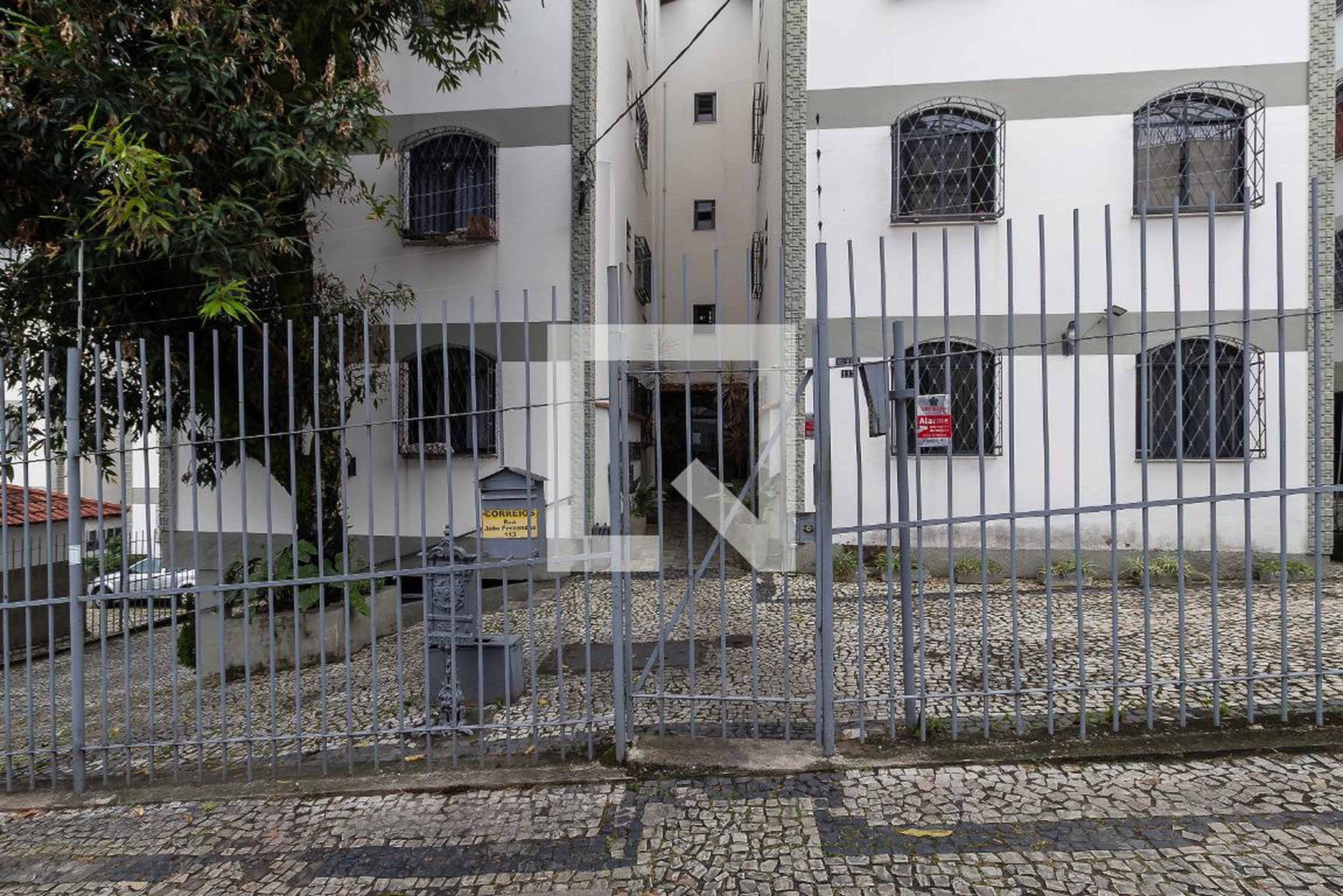 Fachada Condomínio em Rua João Fernandes, 113