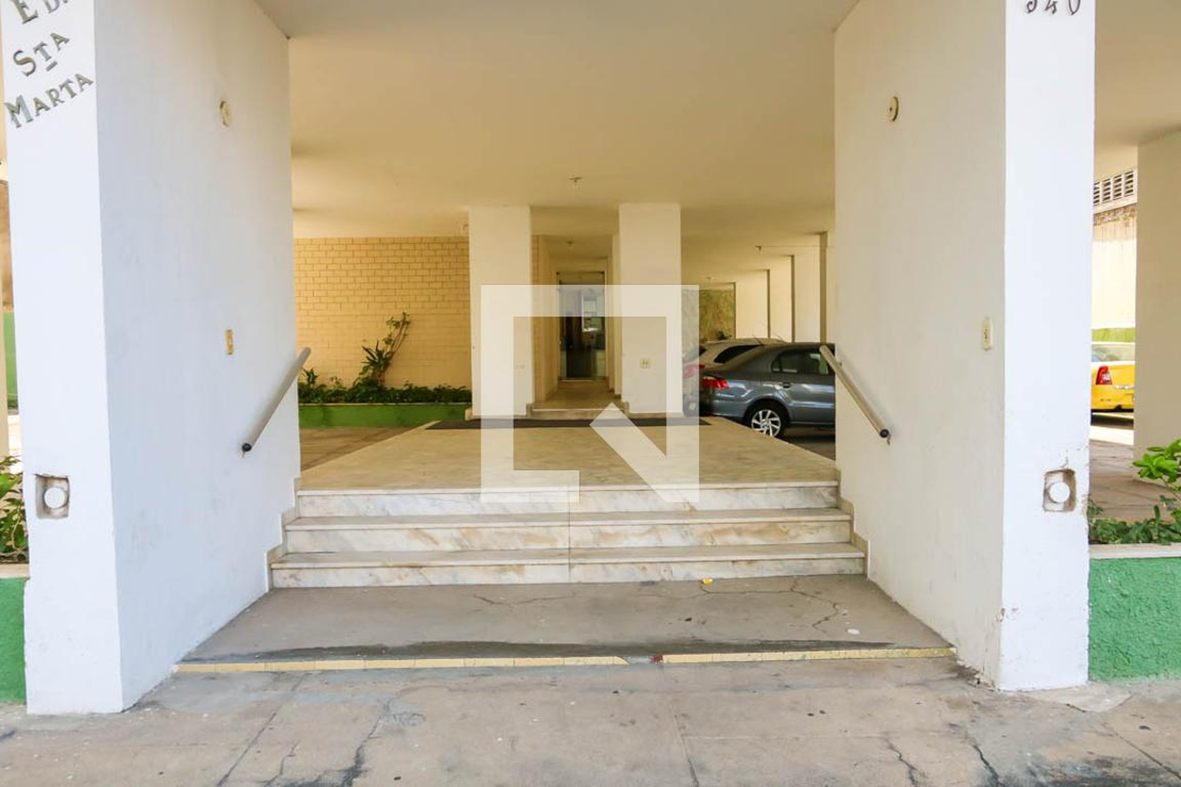 Entrada - Edifício Santa Marta