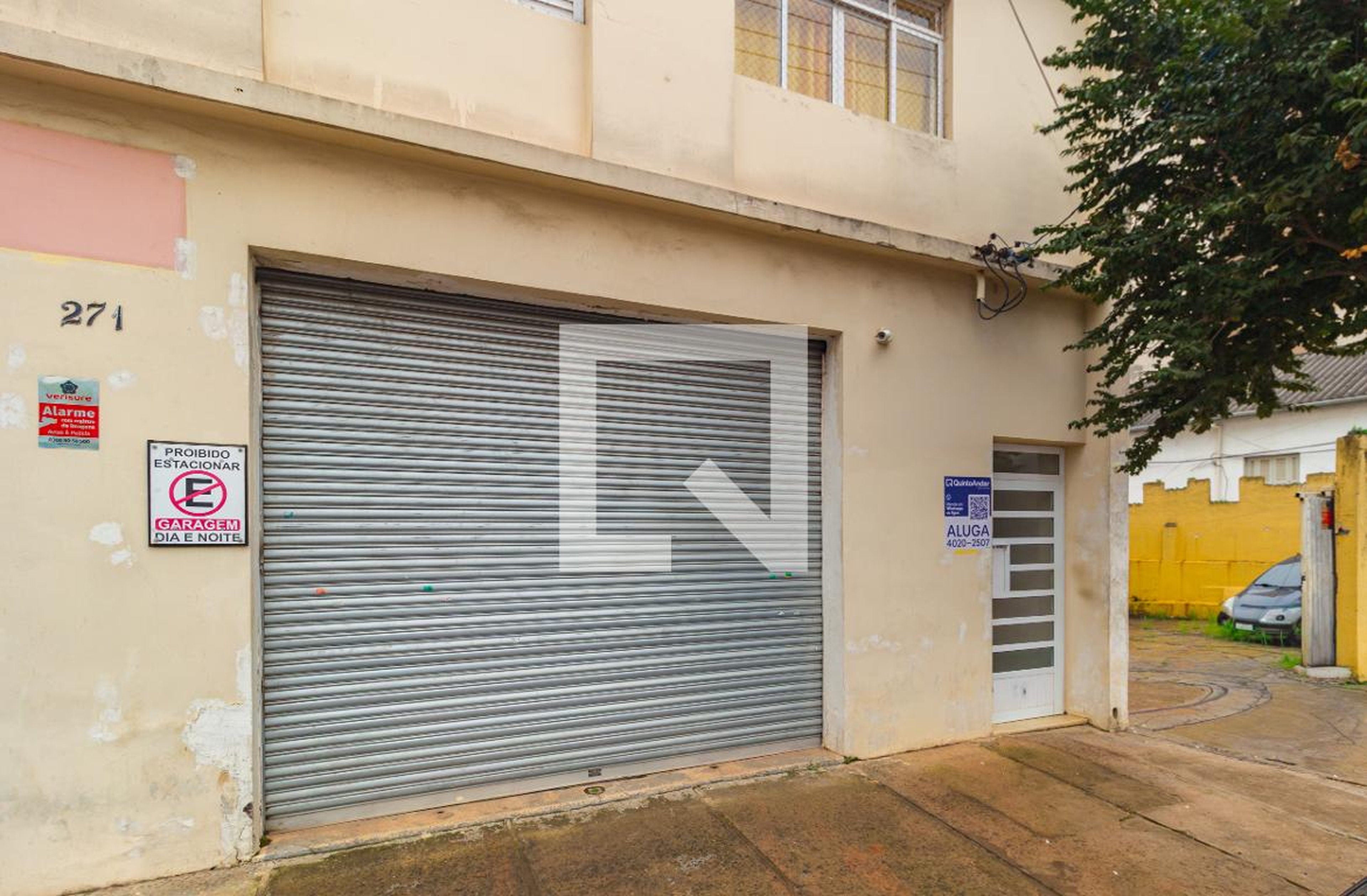 Fachada Condomínio em Rua Padre Raposo, 279