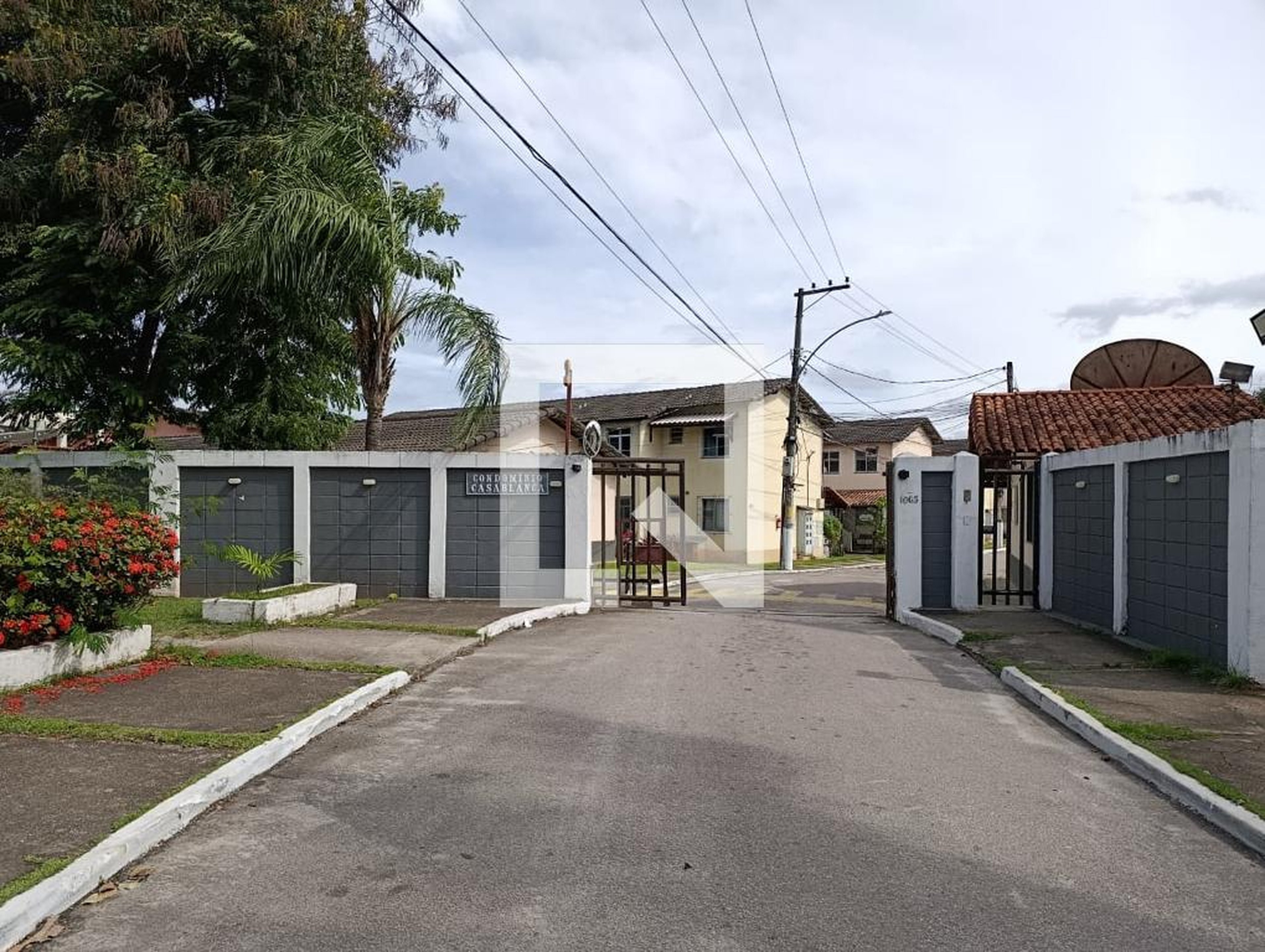 Fachada do condomínio Condomínio Verona