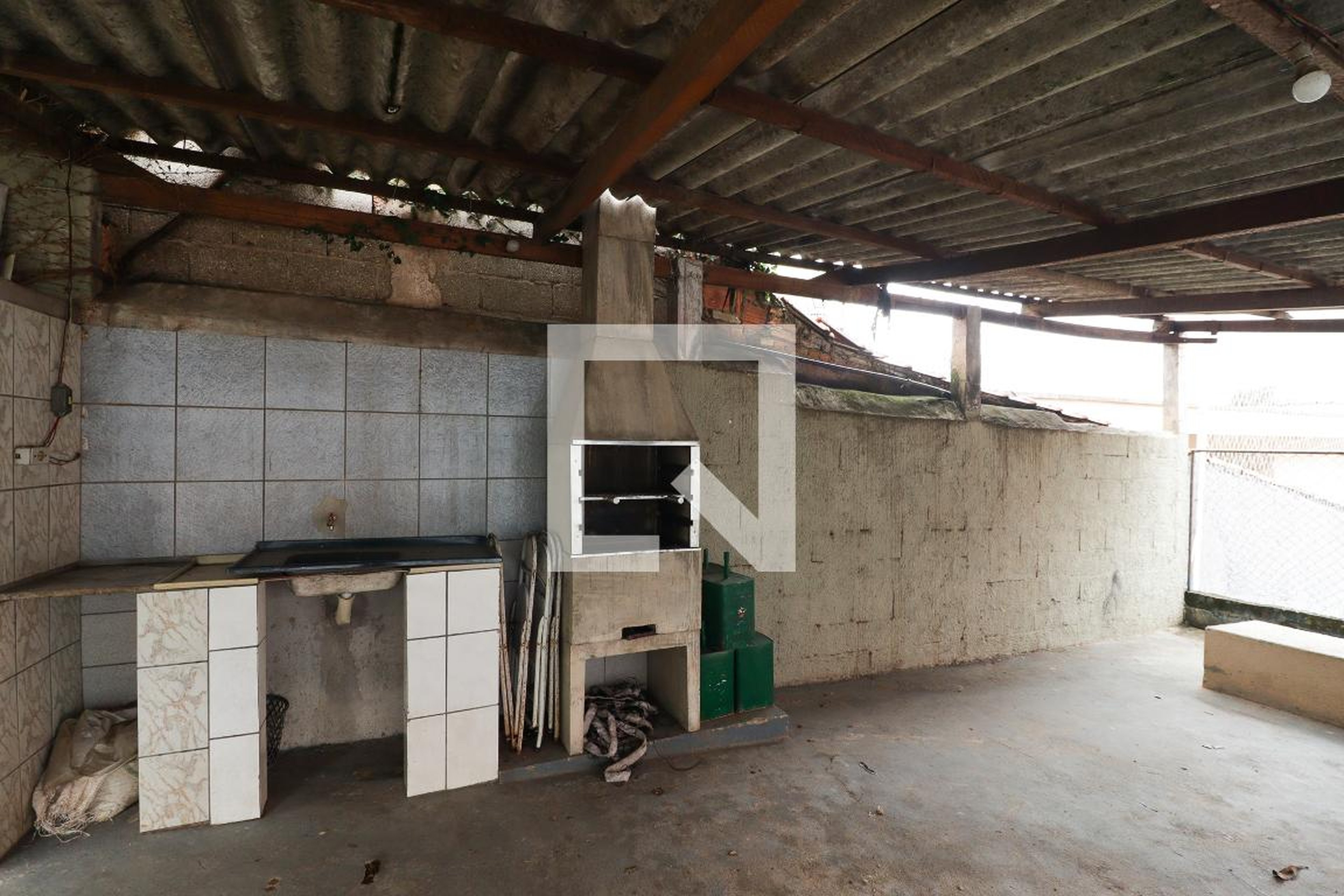 Churrasqueira - Residencial dos Pássaros
