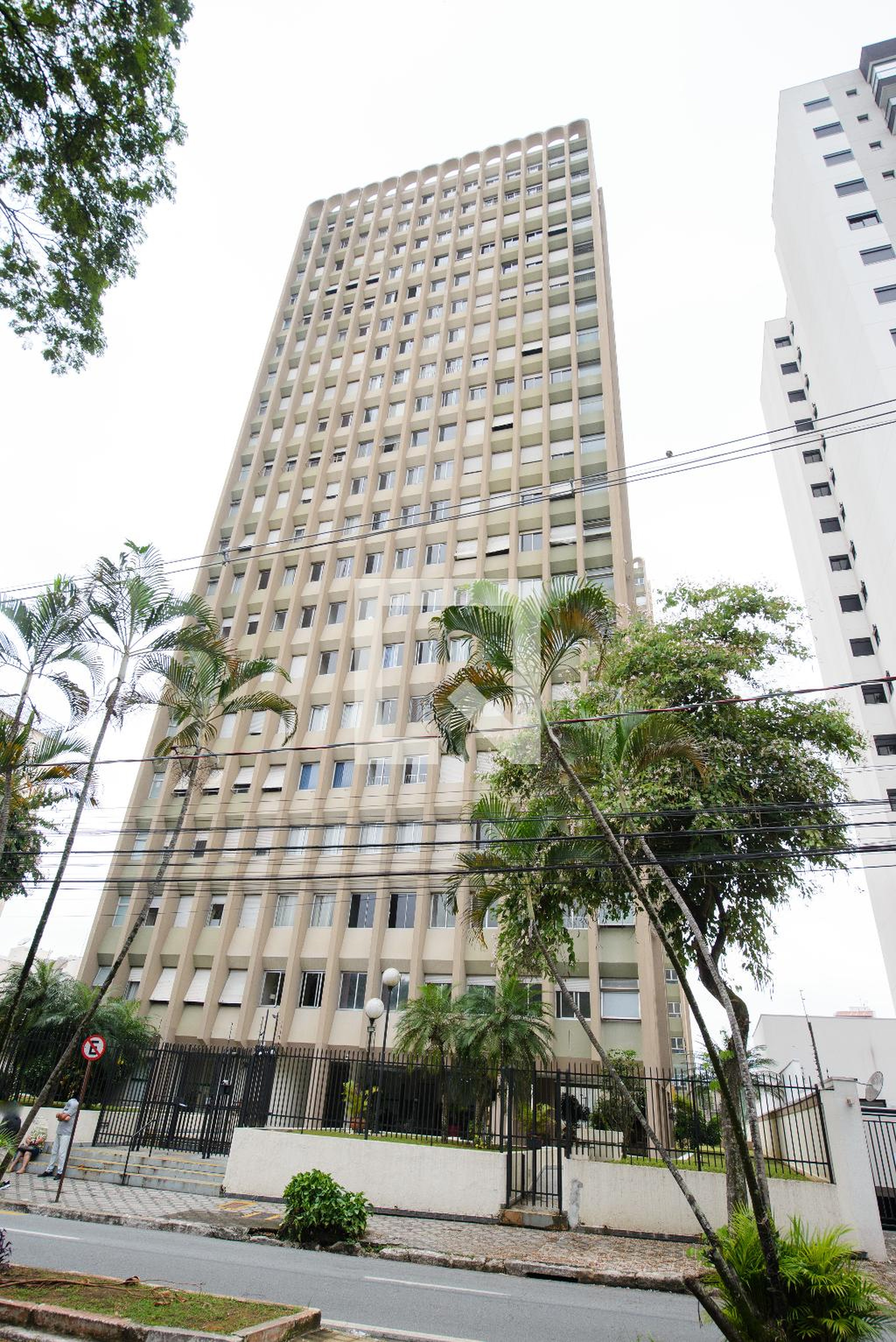 Fachada do Prédio Condomínio Torre França