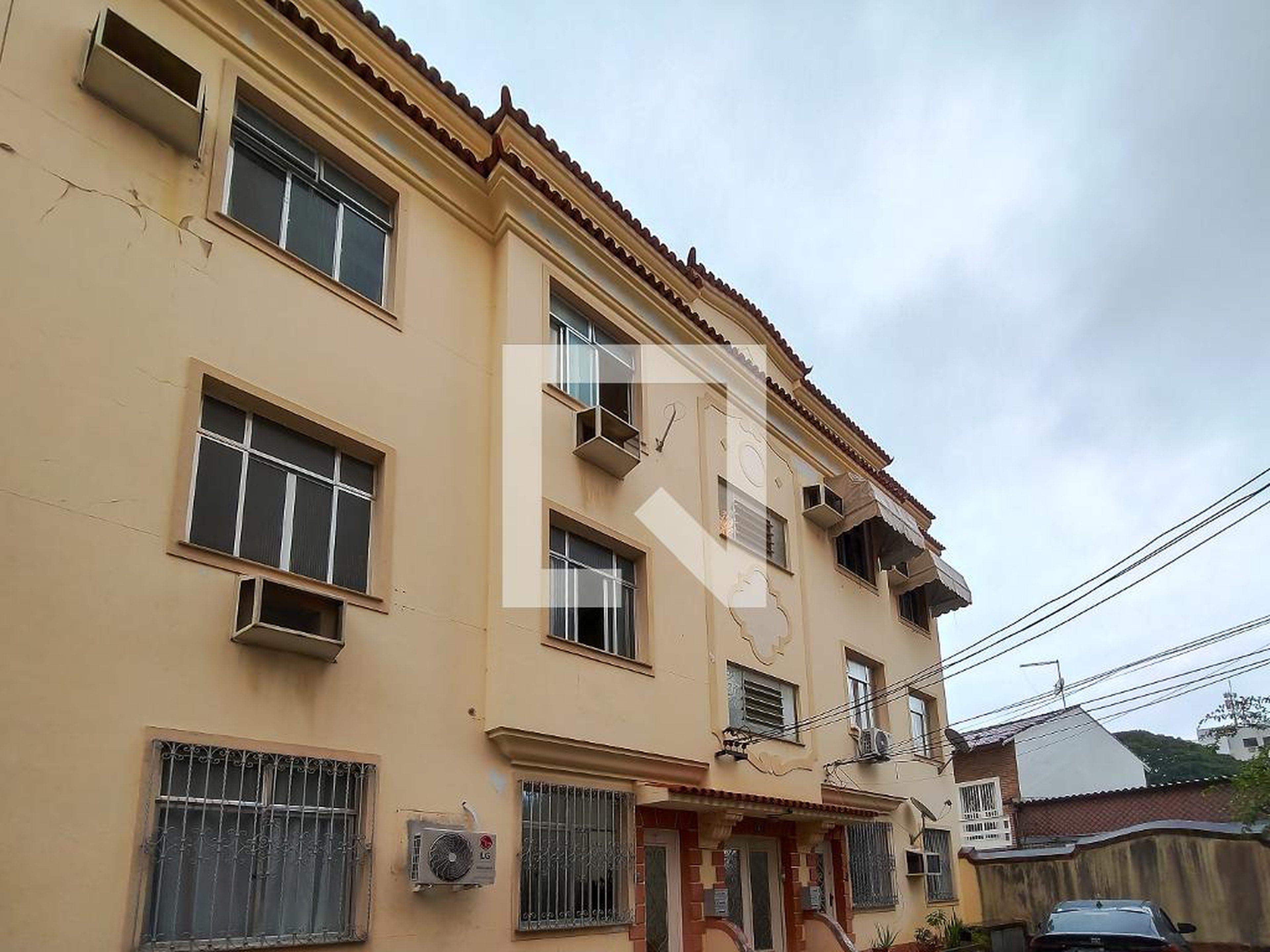 Fachada do Prédio Condomínio em Rua Bom Pastor, 64a