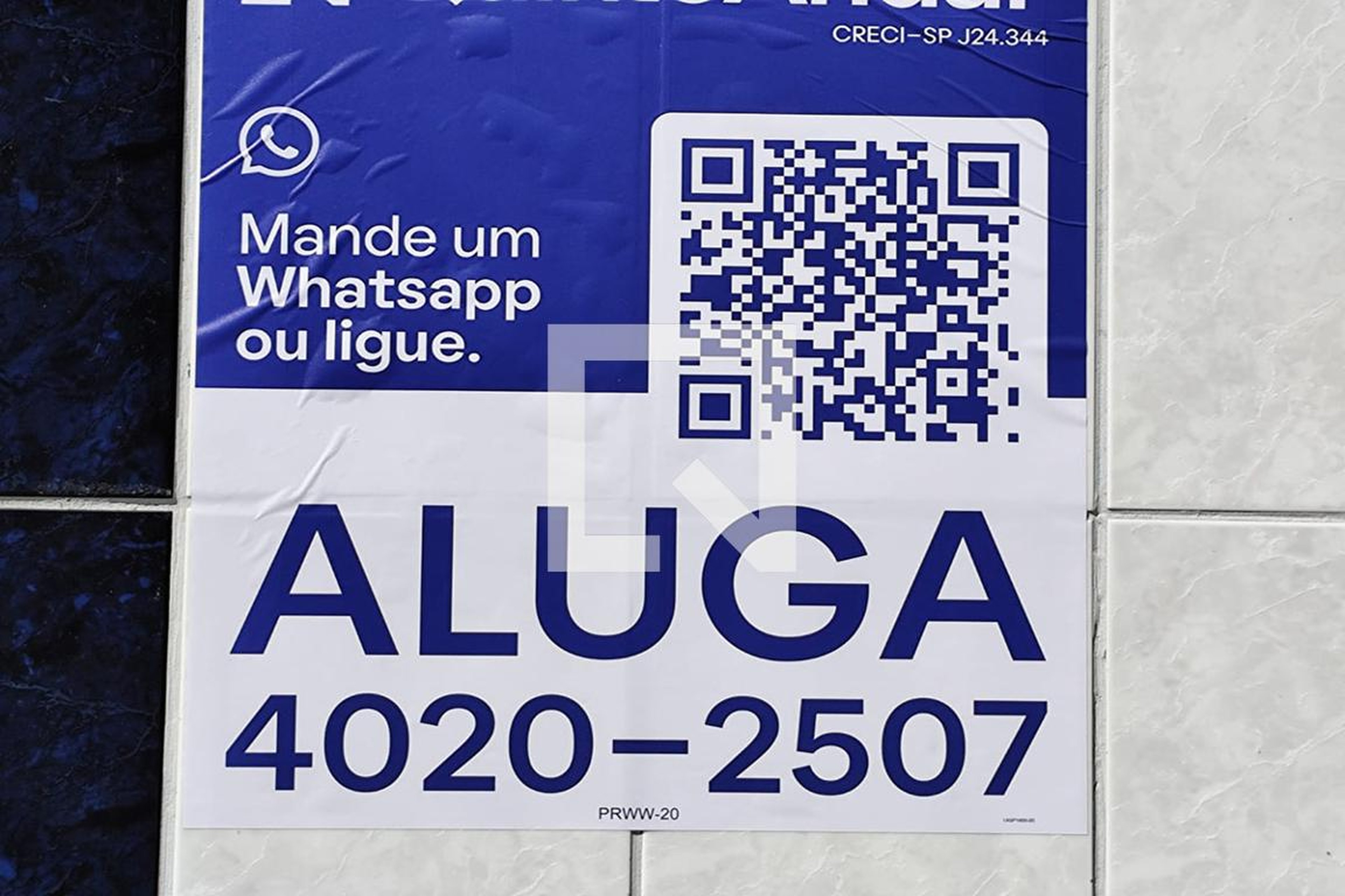 Fachada Condomínio em Rua Padre Cláudio Gomes, 56