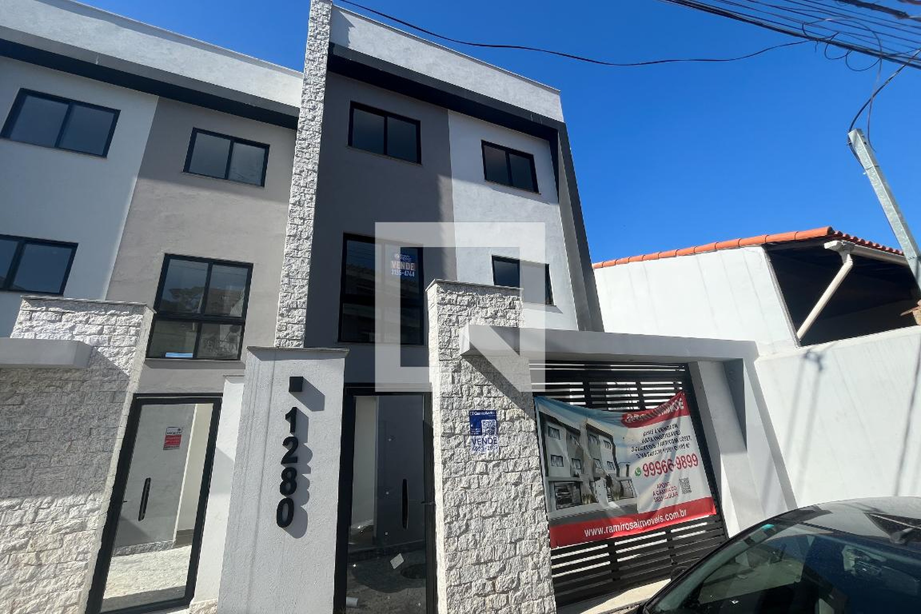 Fachada Condomínio em Rua Dom Emanuel Gomes, 1280