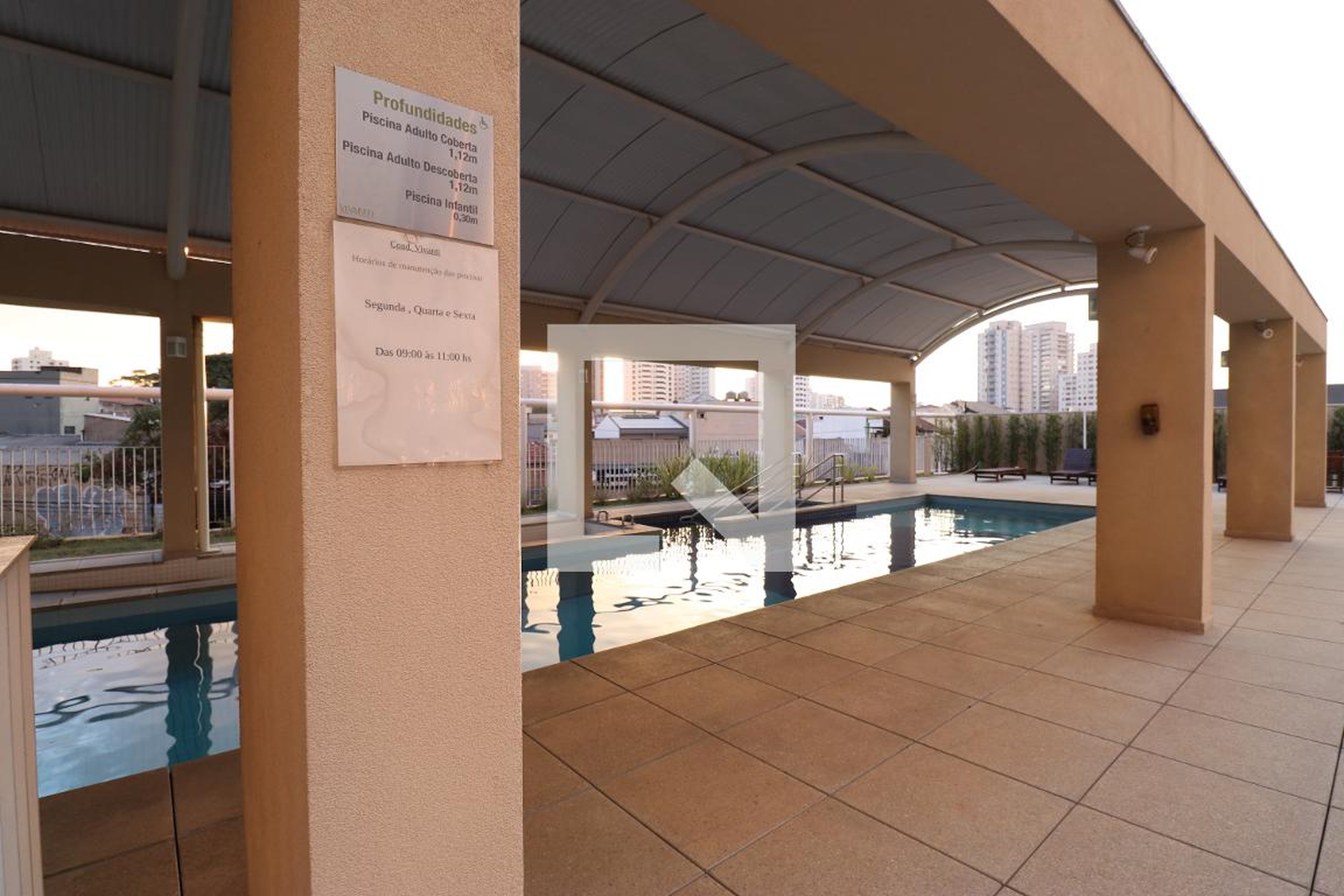 Piscina Coberta - Vivanti Vila Romana