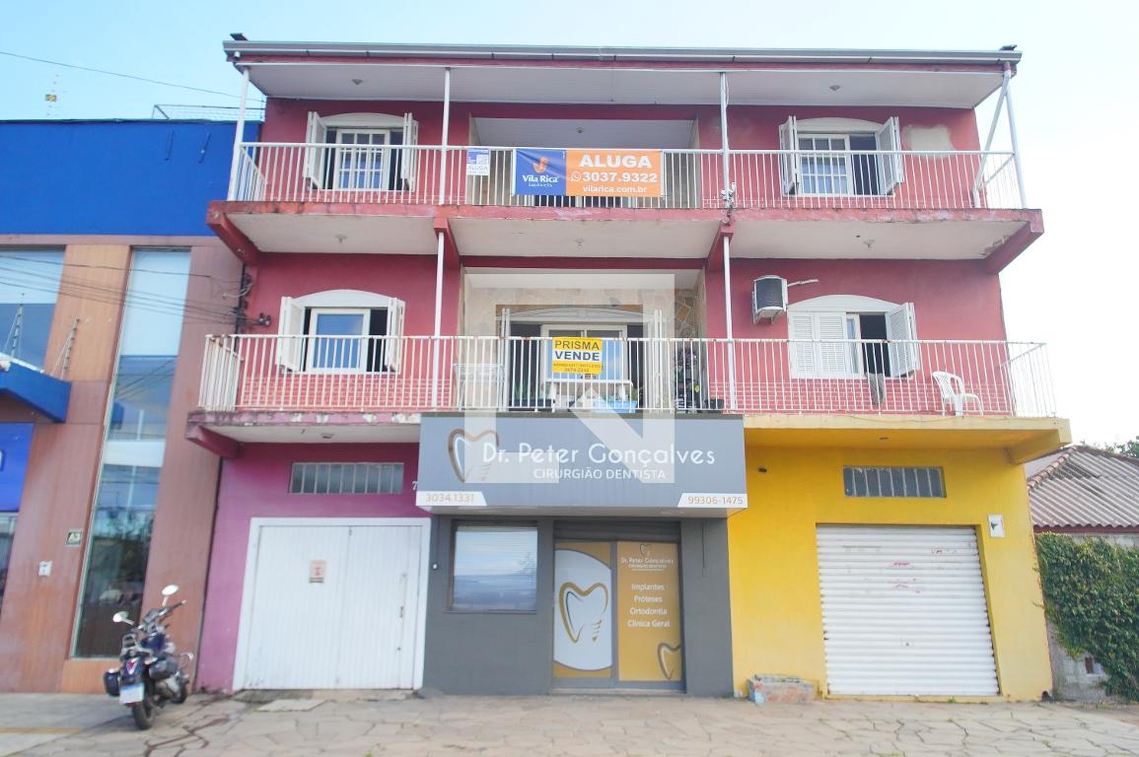 Fachada Condomínio em Avenida João Pereira de Vargas, 741
