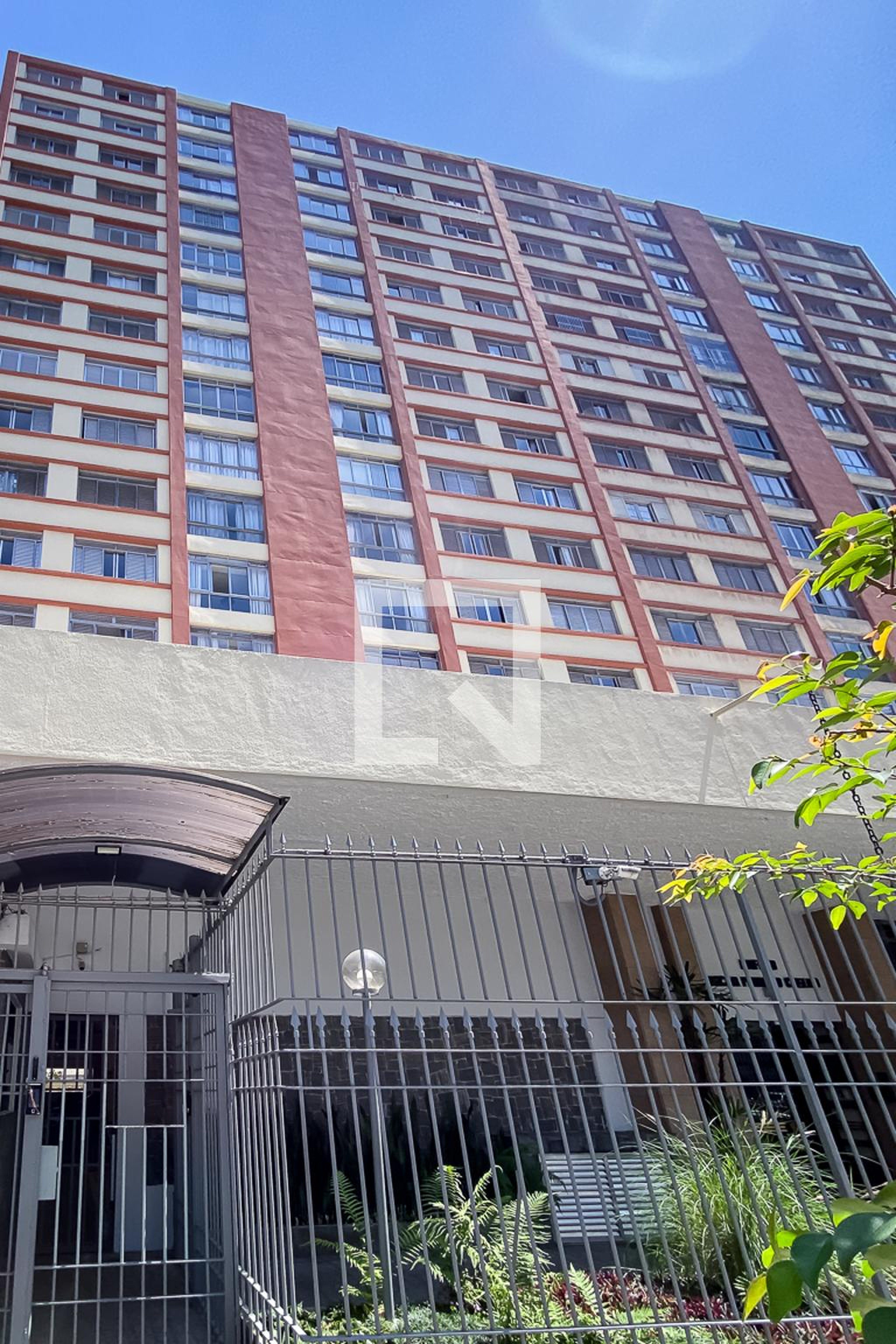 Fachada Condomínio oscar pinheiro coelho