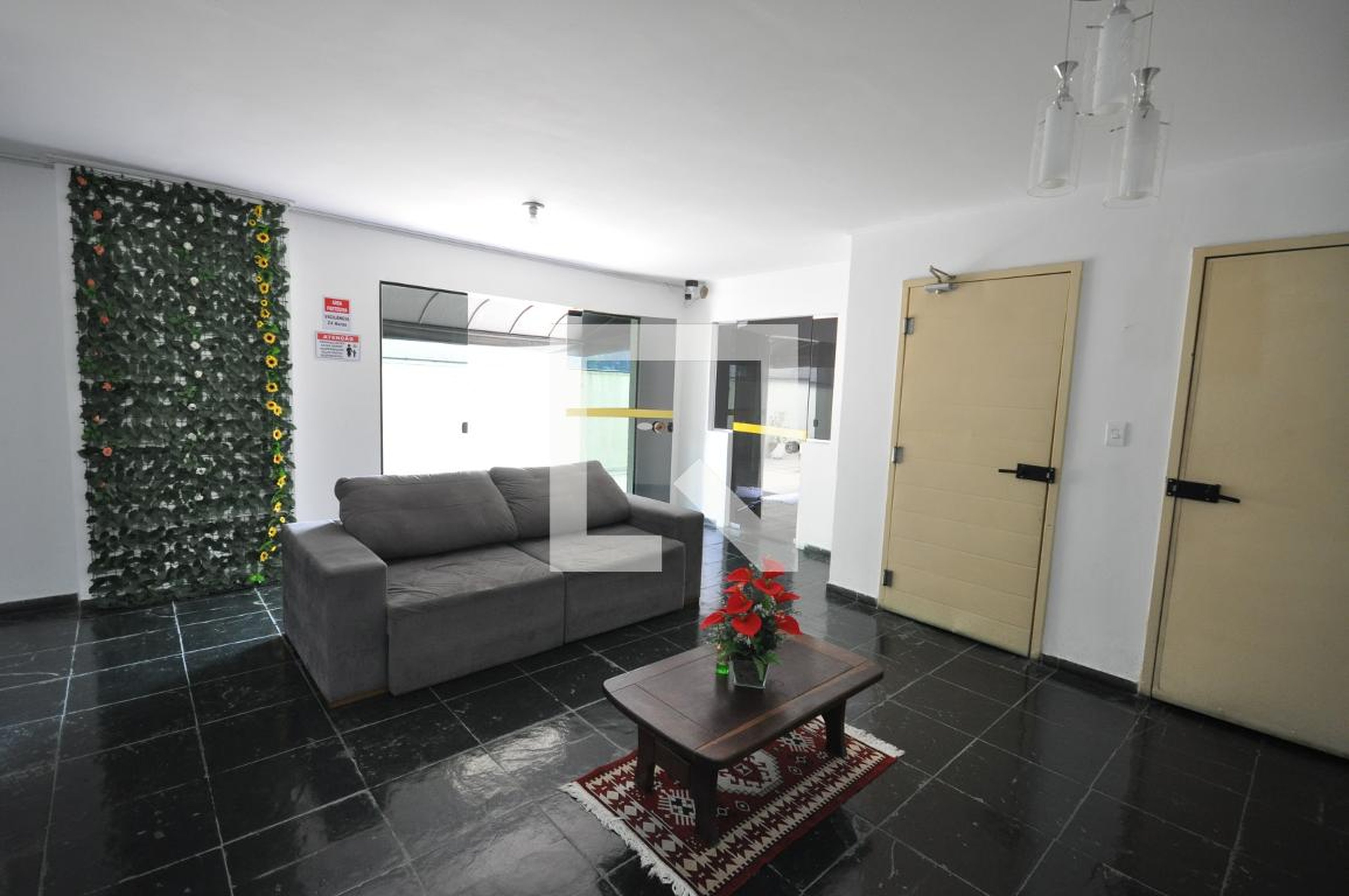 Hall Social - Giora