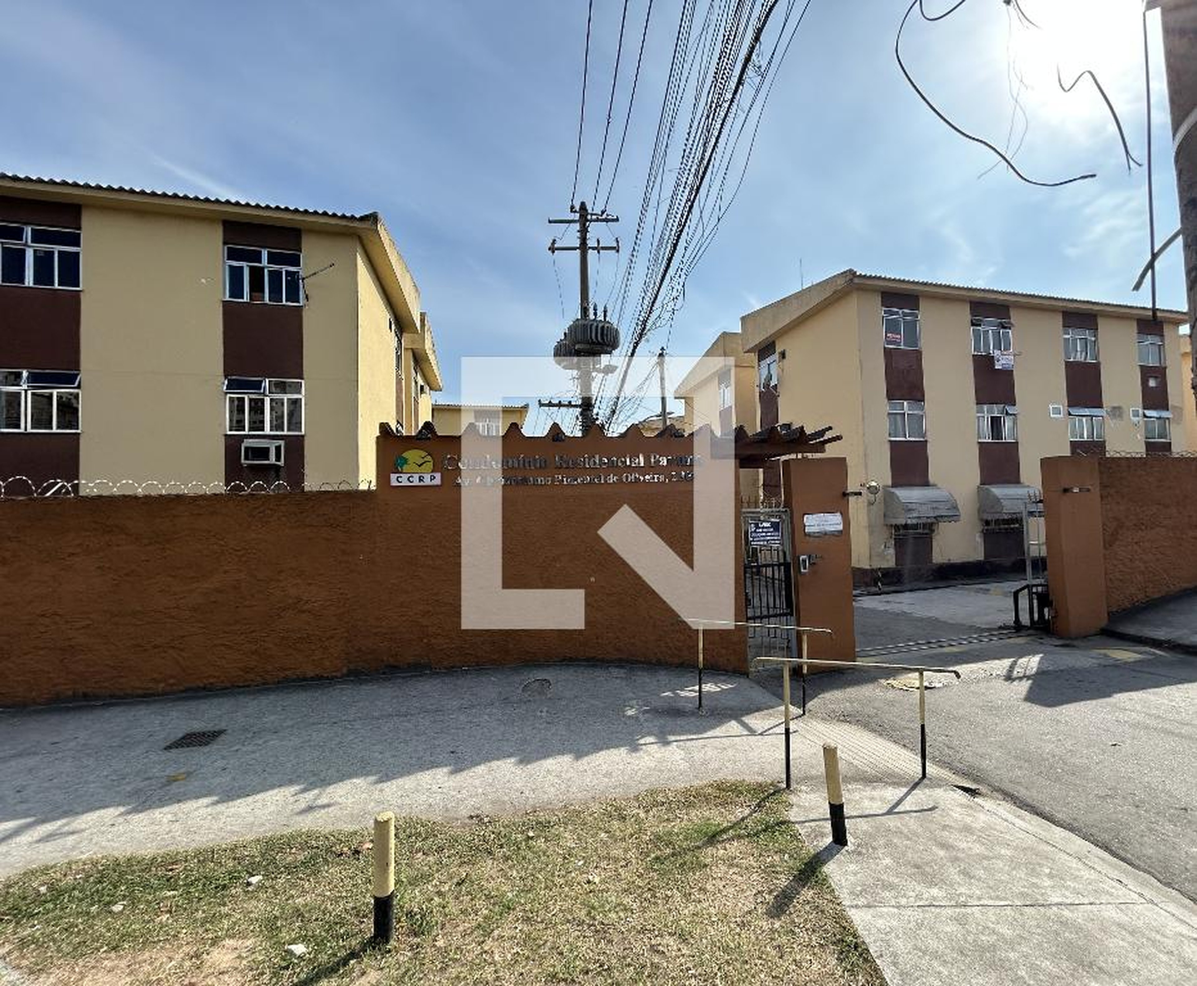 Portaria Condomínio em Avenida Chrisóstomo Pimentel de Oliveira, 2303