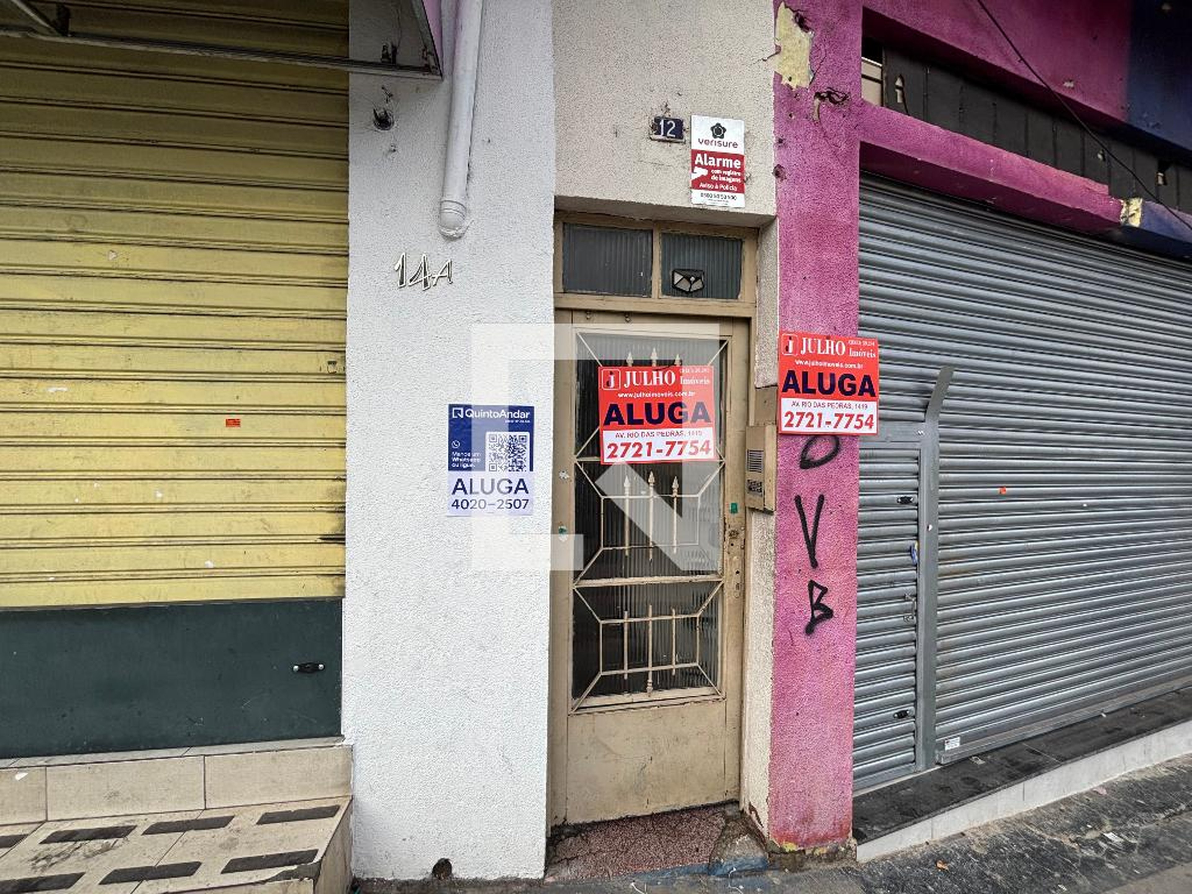 Fachada Condomínio em Avenida Campanella, 12
