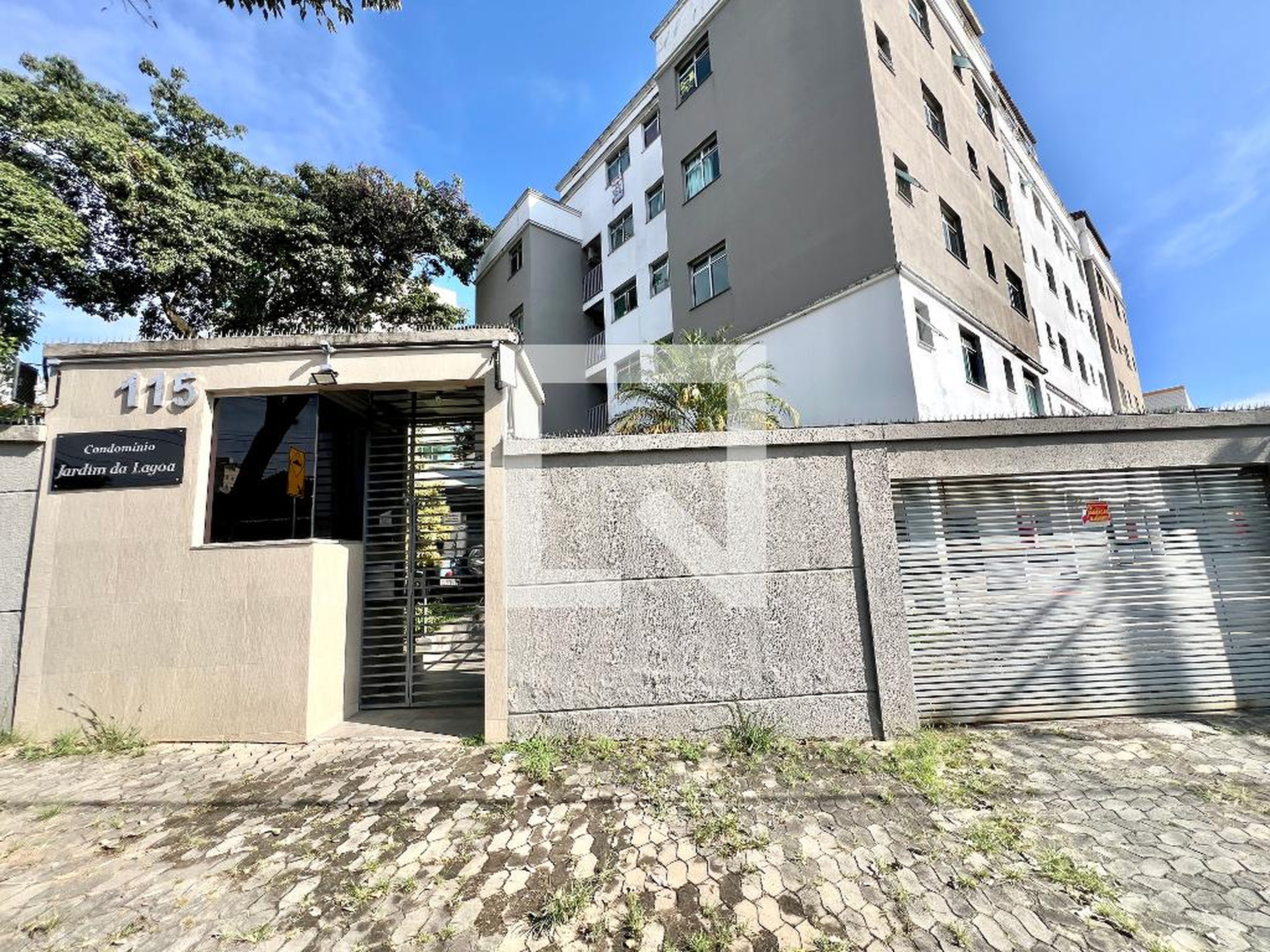Fachada do Prédio Residencial Jardim da Lagoa