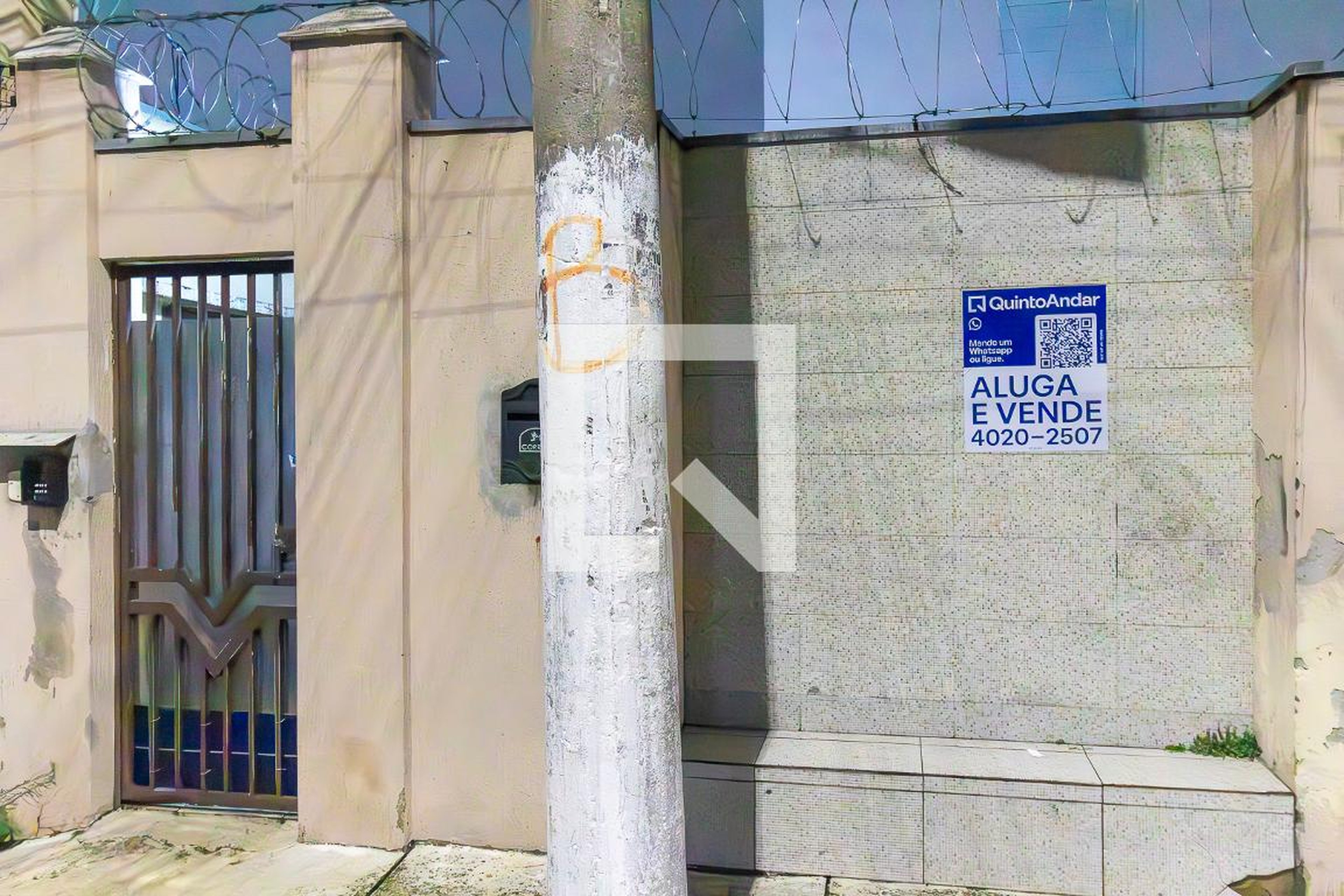 Fachada Condomínio em Rua Mariano Moro, 310