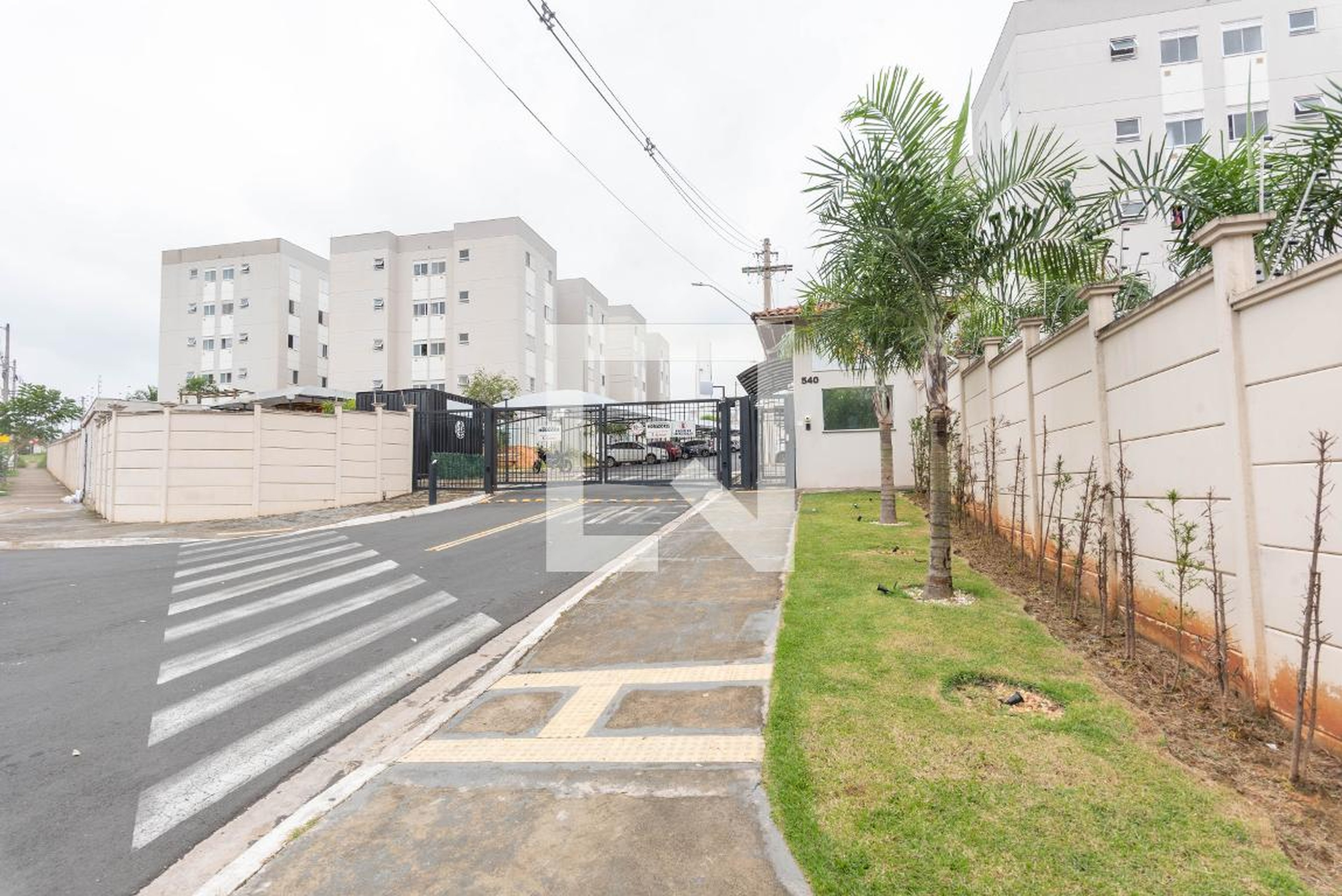 Fachada Condomínio em Rua Plácida Pretini, 541