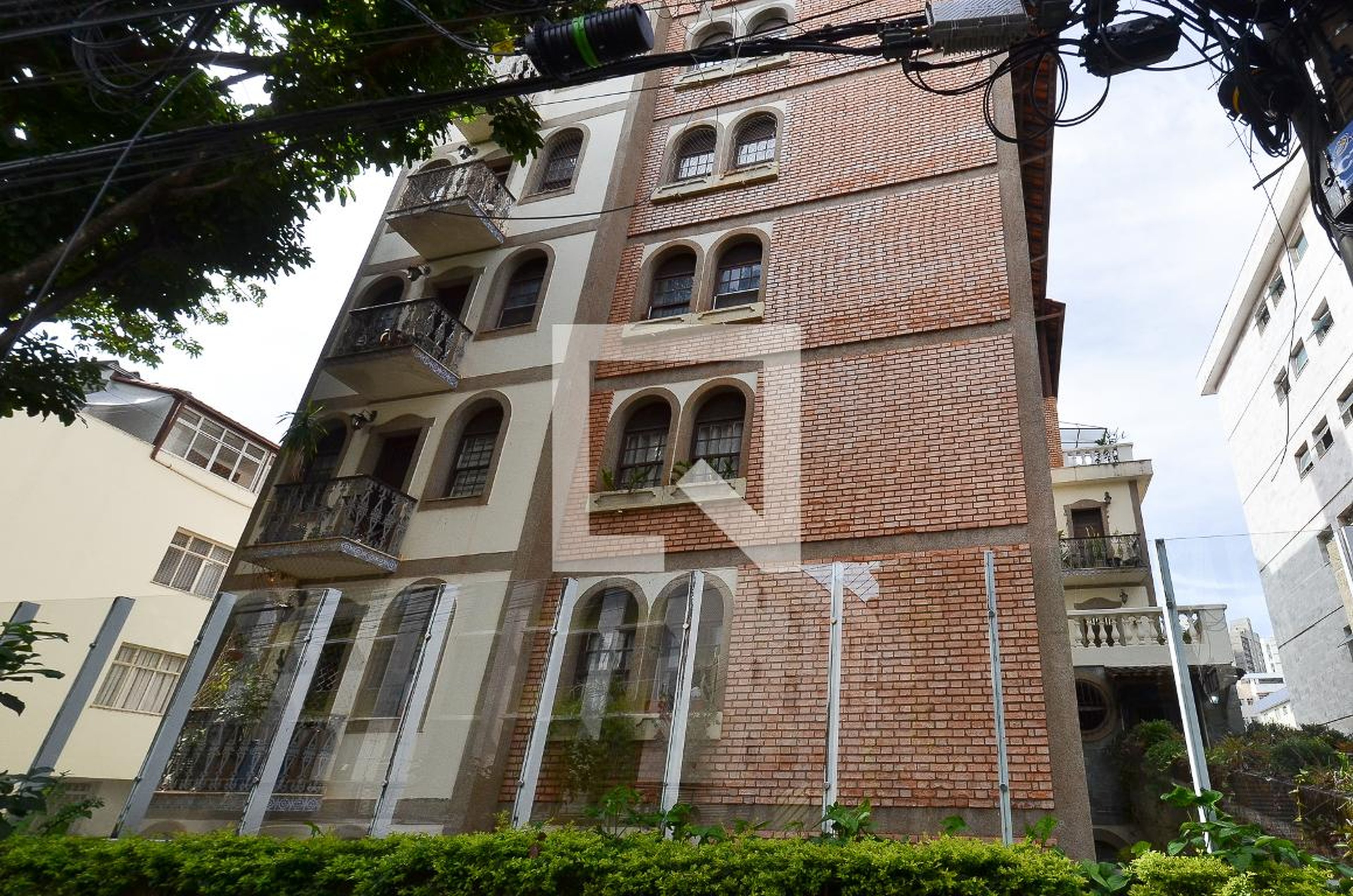 Fachada Condomínio em Rua Colômbia, 265