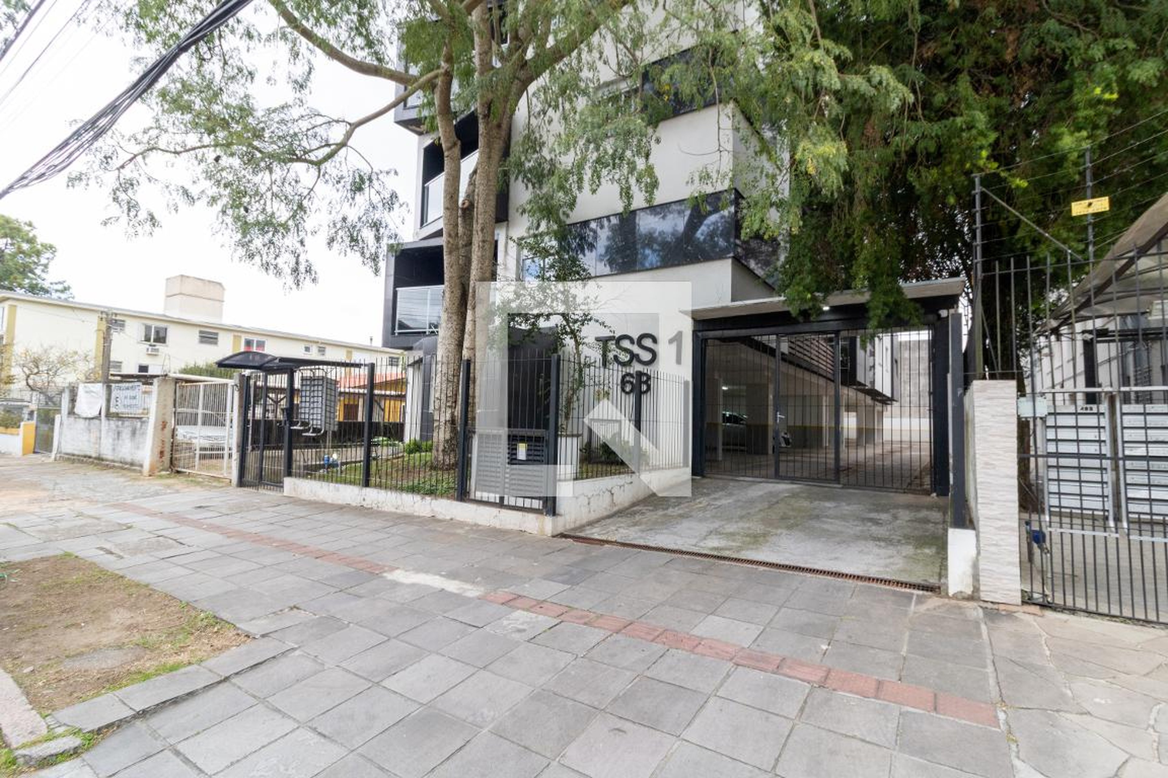 Fachada Condomínio em Travessa Serafim Terra, 63