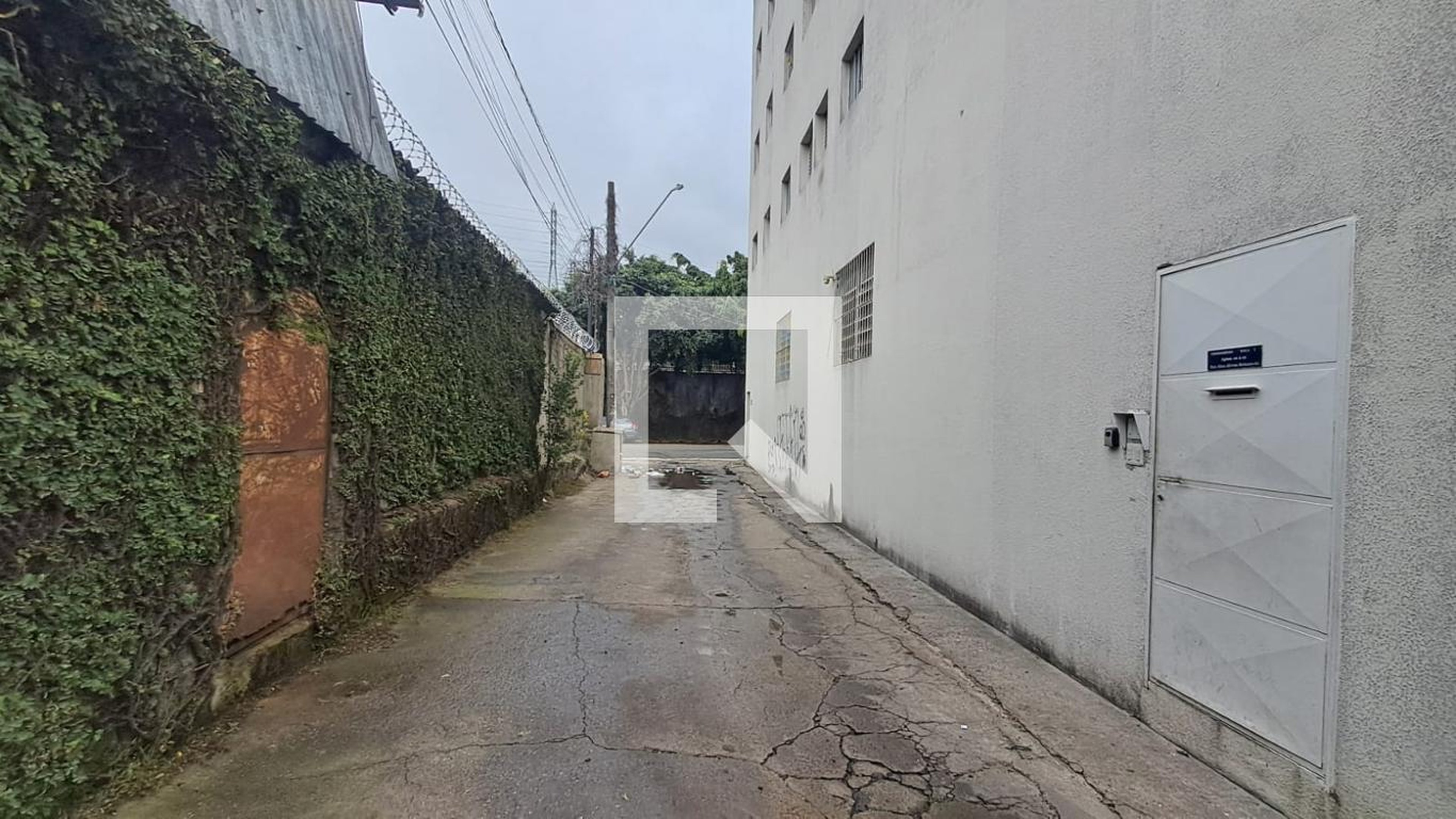 Fachada Condomínio em Rua Almo Abrahão Bertazzo, 62