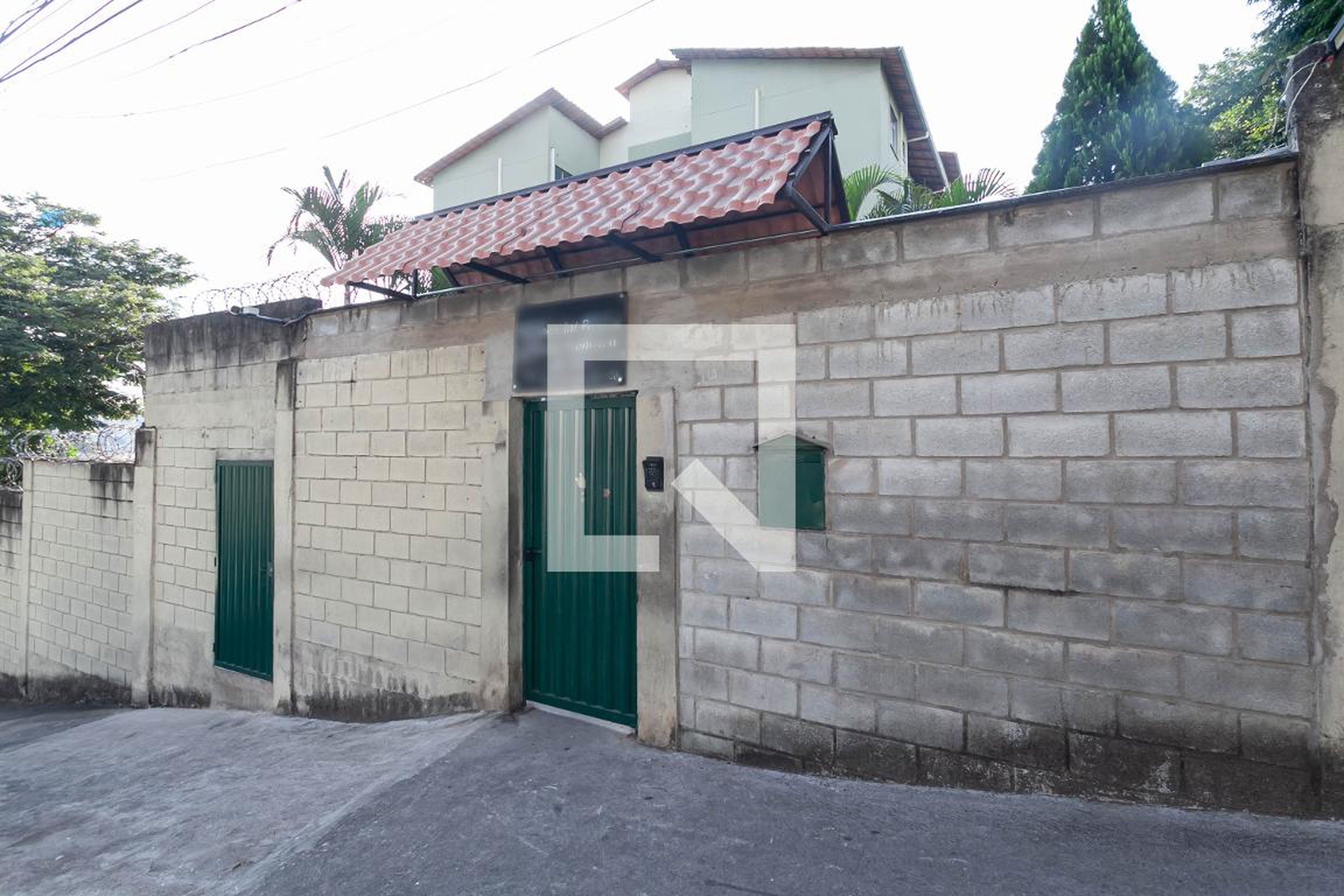 Fachada Condomínio em Rua Erva Mate, 320