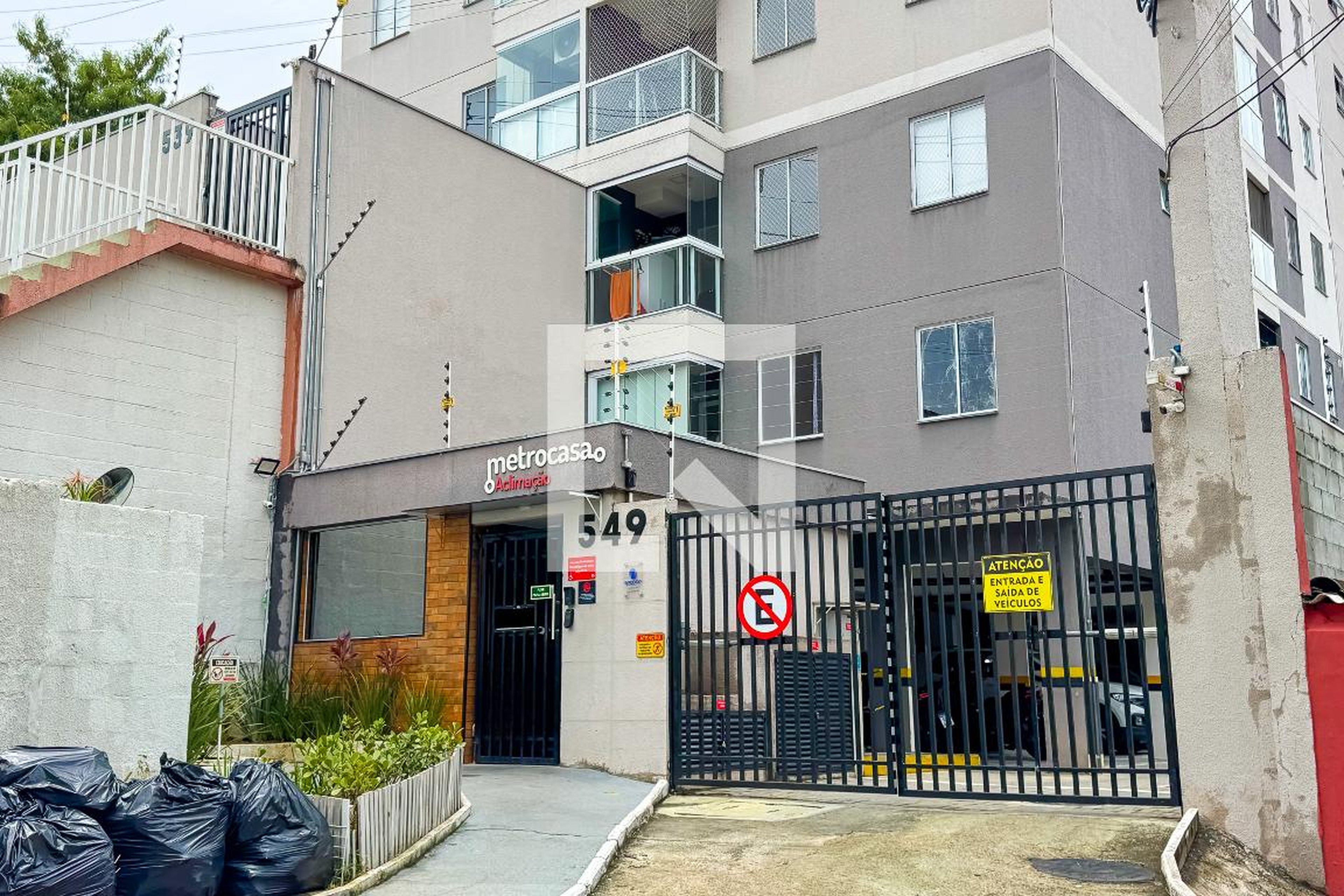 Fachada Condomínio Metrocasa Aclimação