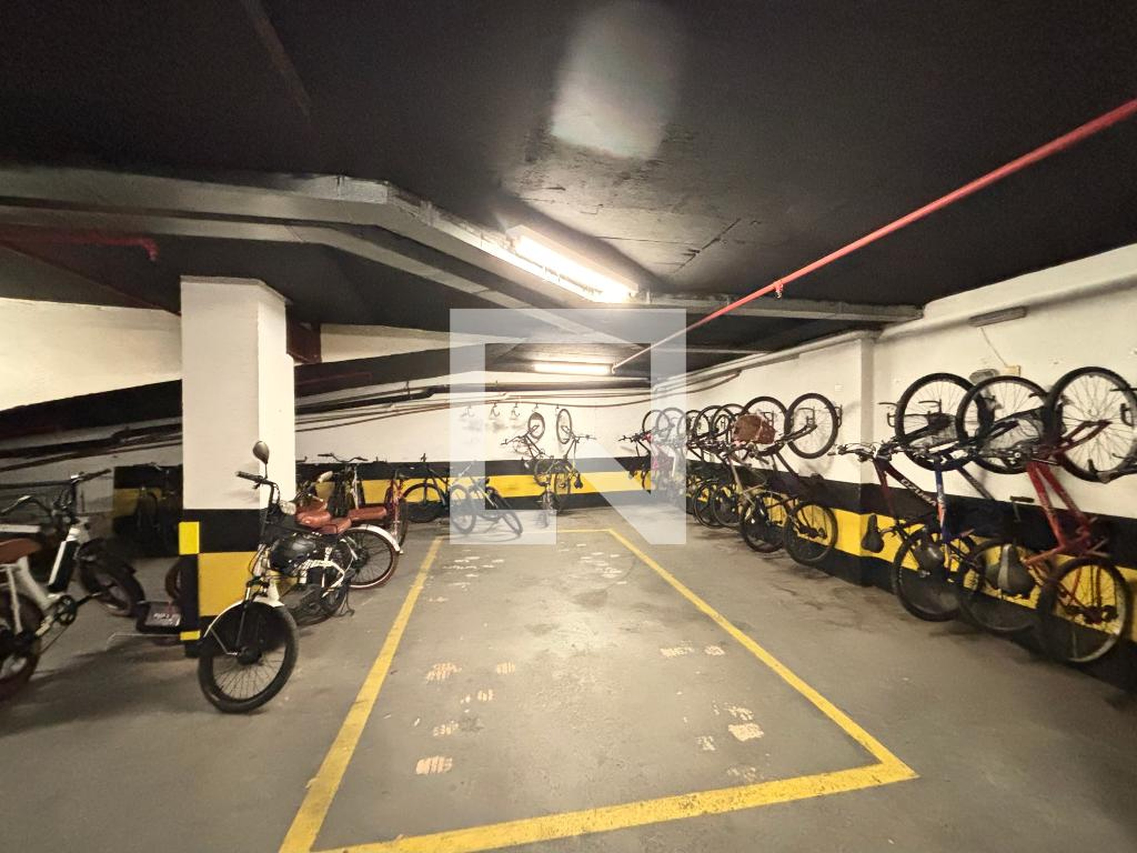 Bicicletário - Edifício Palazzo Laranjeiras