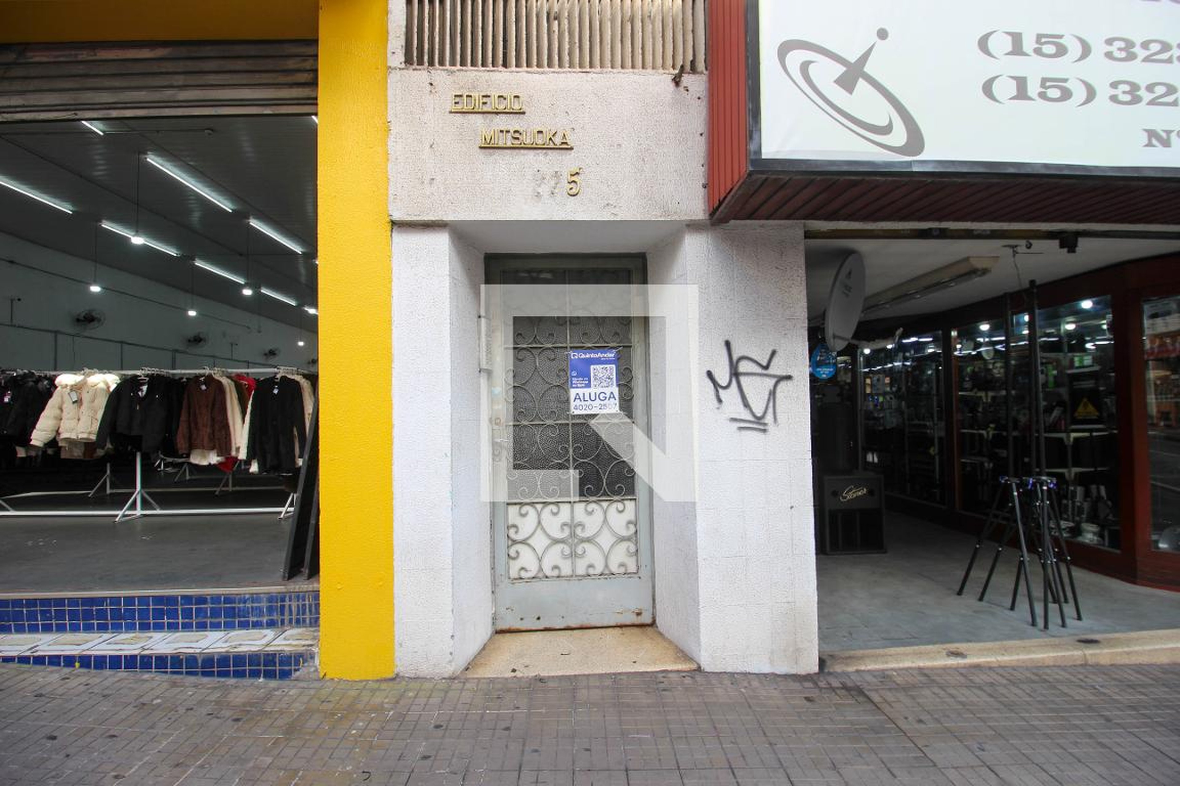 Fachada Condomínio em Rua Padre Luiz, 275