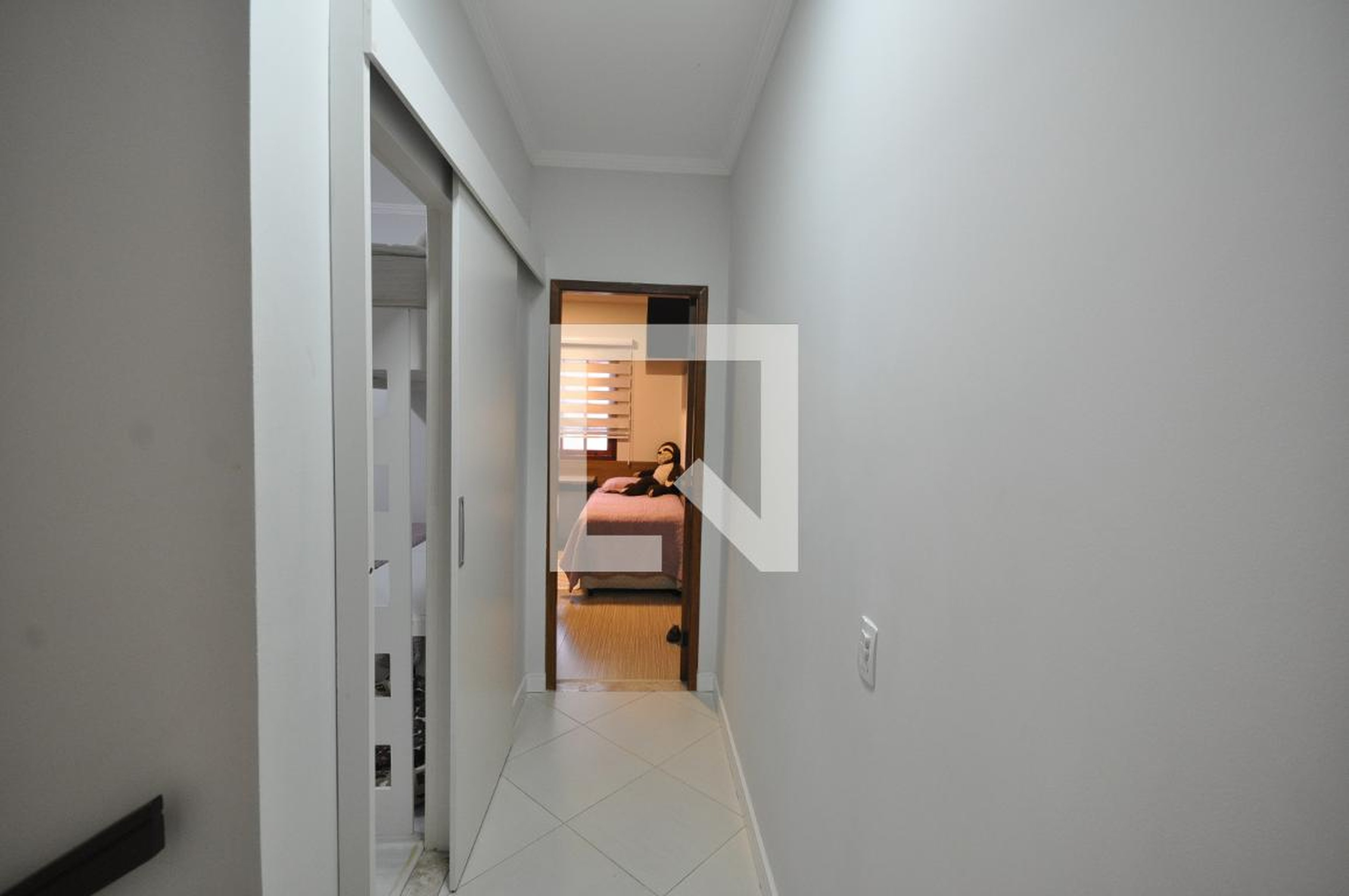 Hall - Flores de Laet