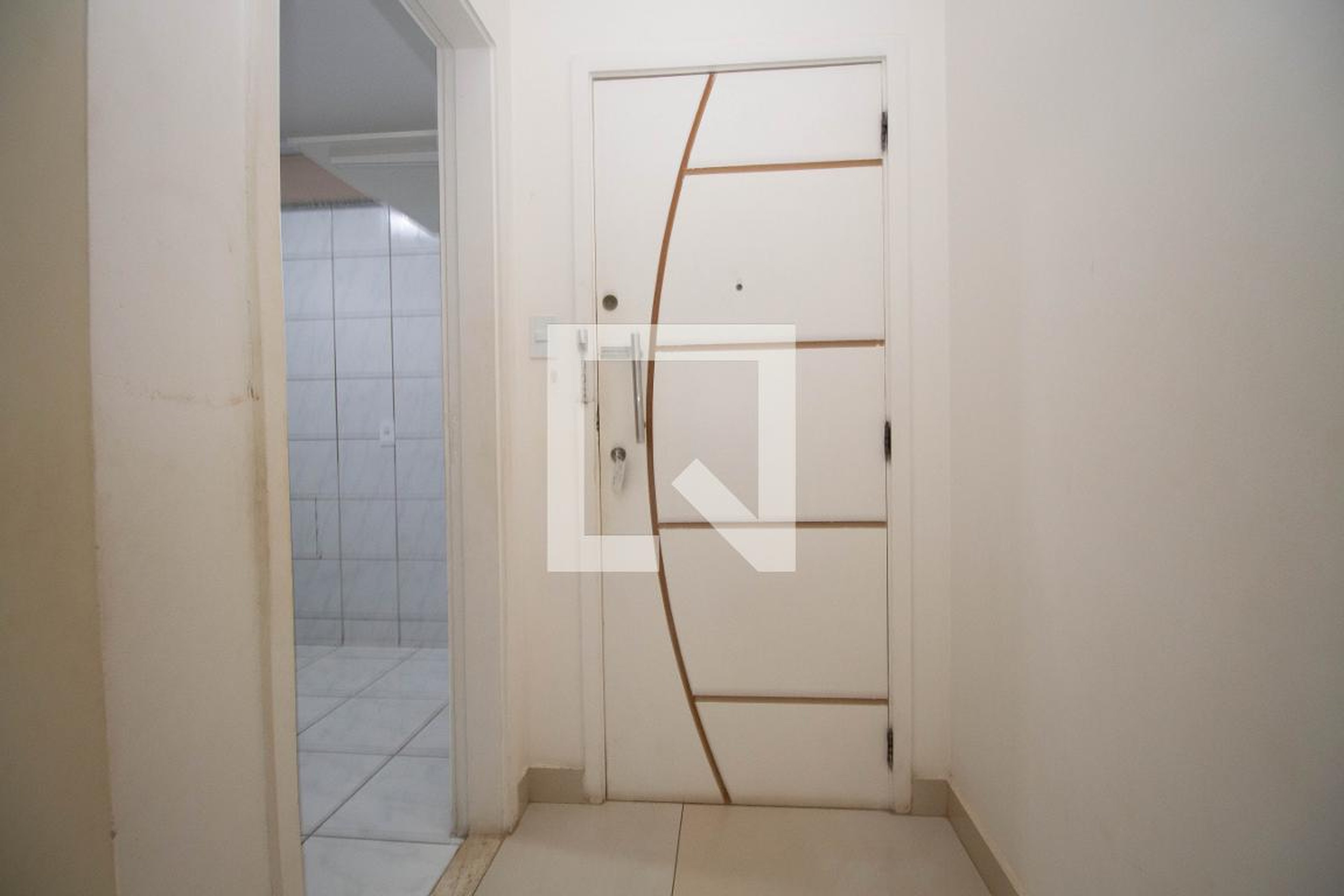 Hall - null