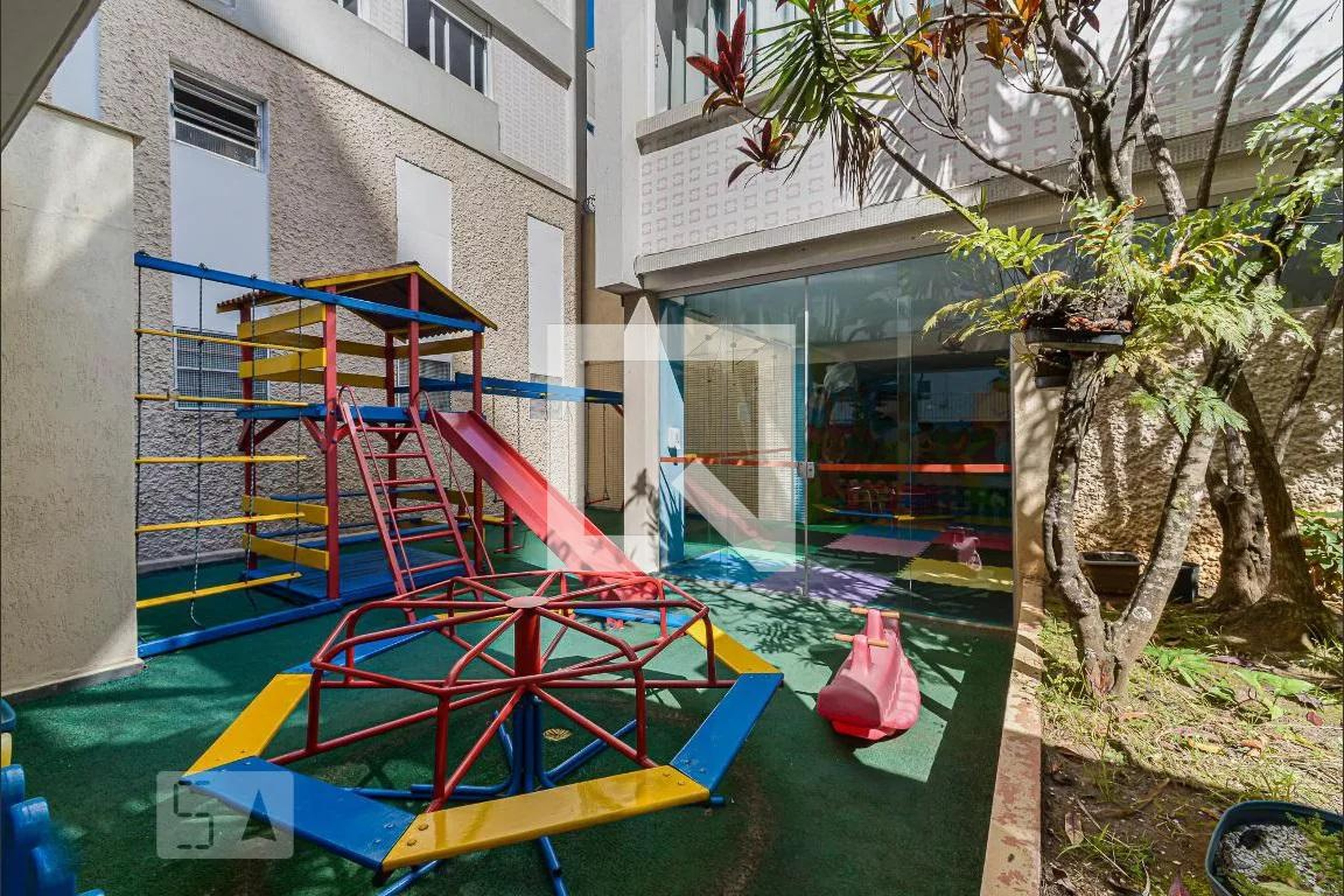 Playground - Edifícios Rivoli e Tivoli